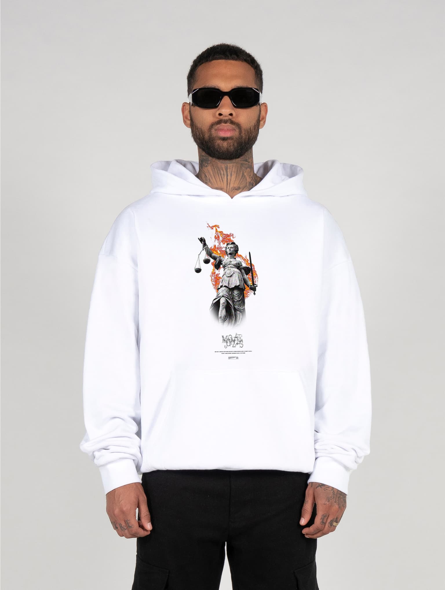 MJ Gonzales Justitia x Heavy Oversized Hoody – Bild 3