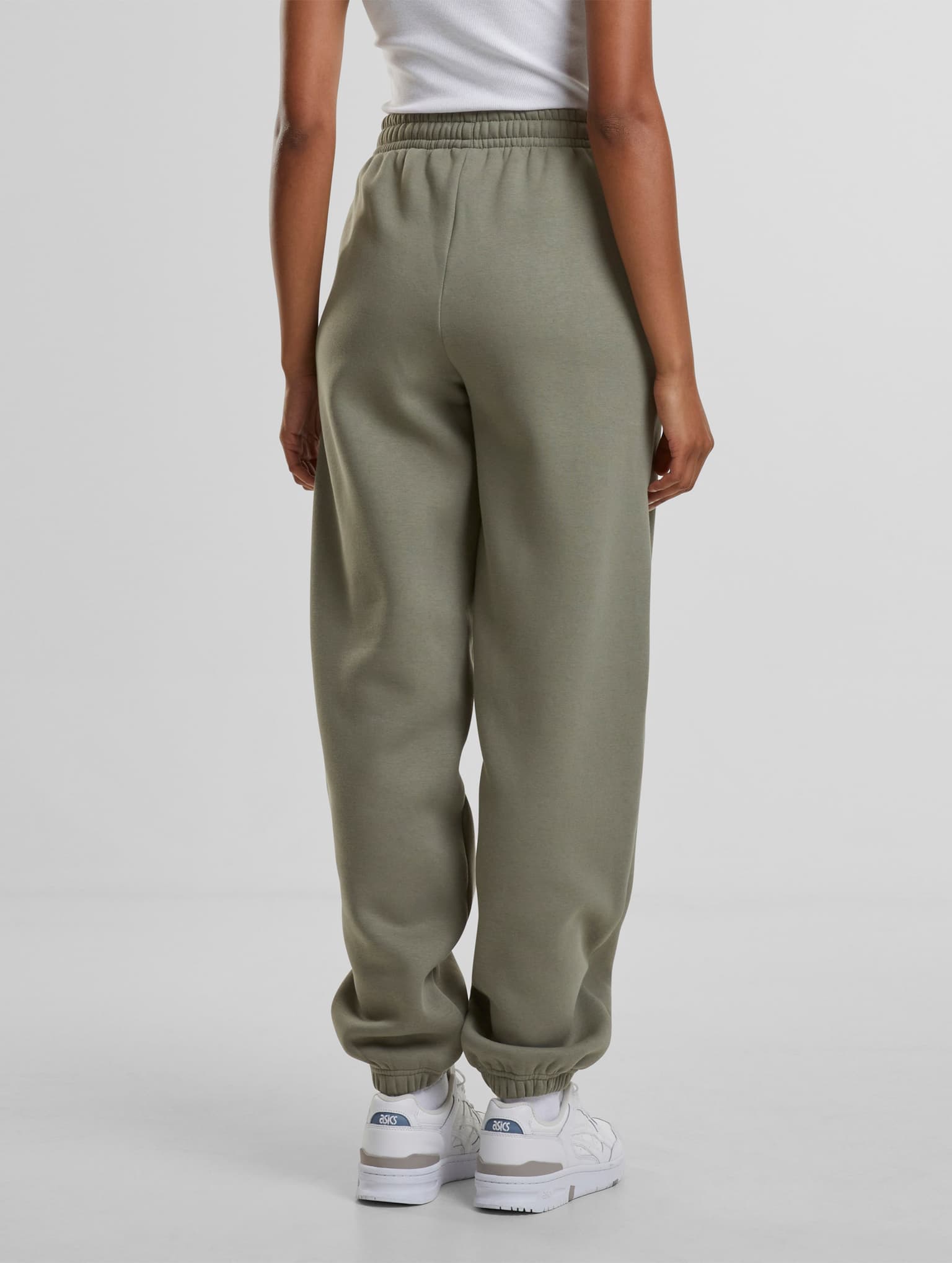 Urban Classics Ladies Fluffy Jogginghose – Bild 2