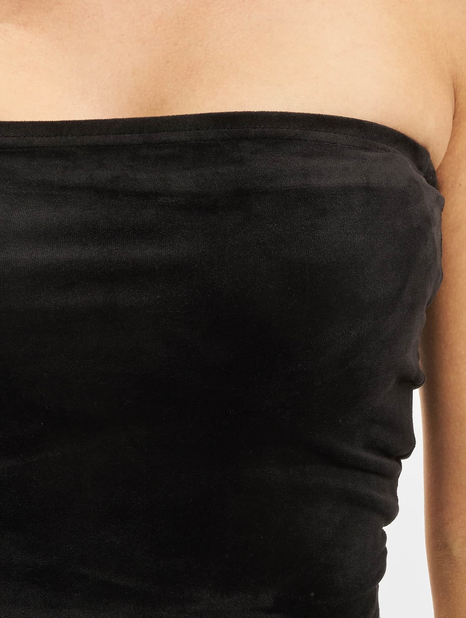 Urban Classics Ladies Short Velvet Tube Top – Bild 4