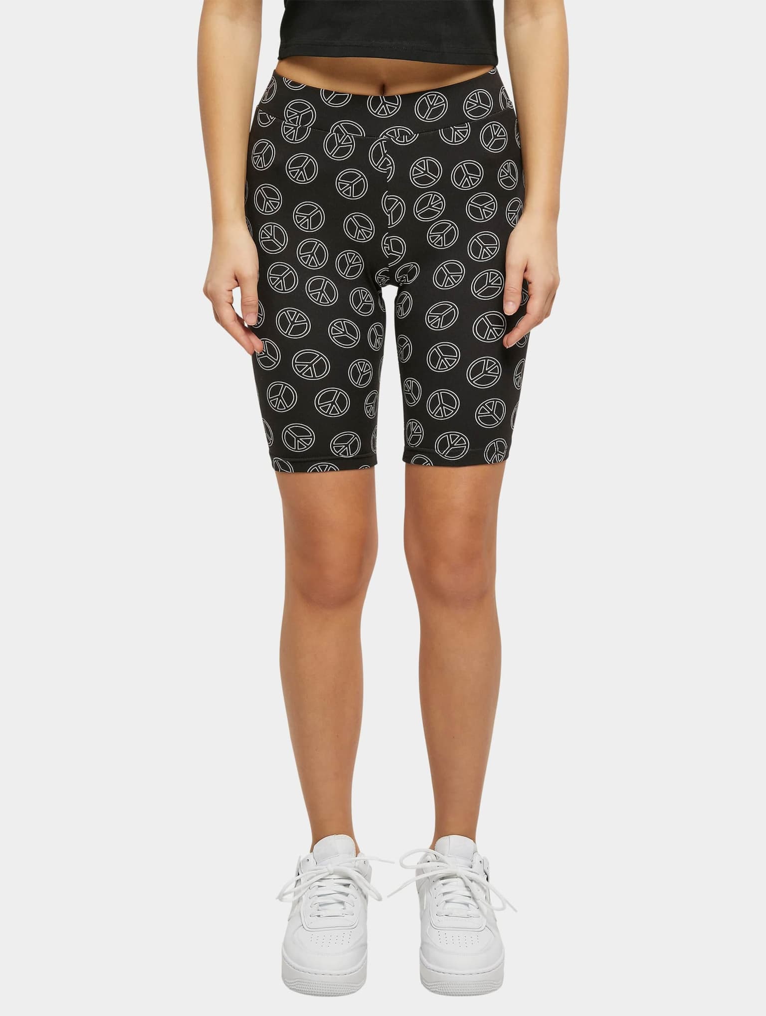 Urban Classics Ladies Soft AOP Cycle Short – Bild 3