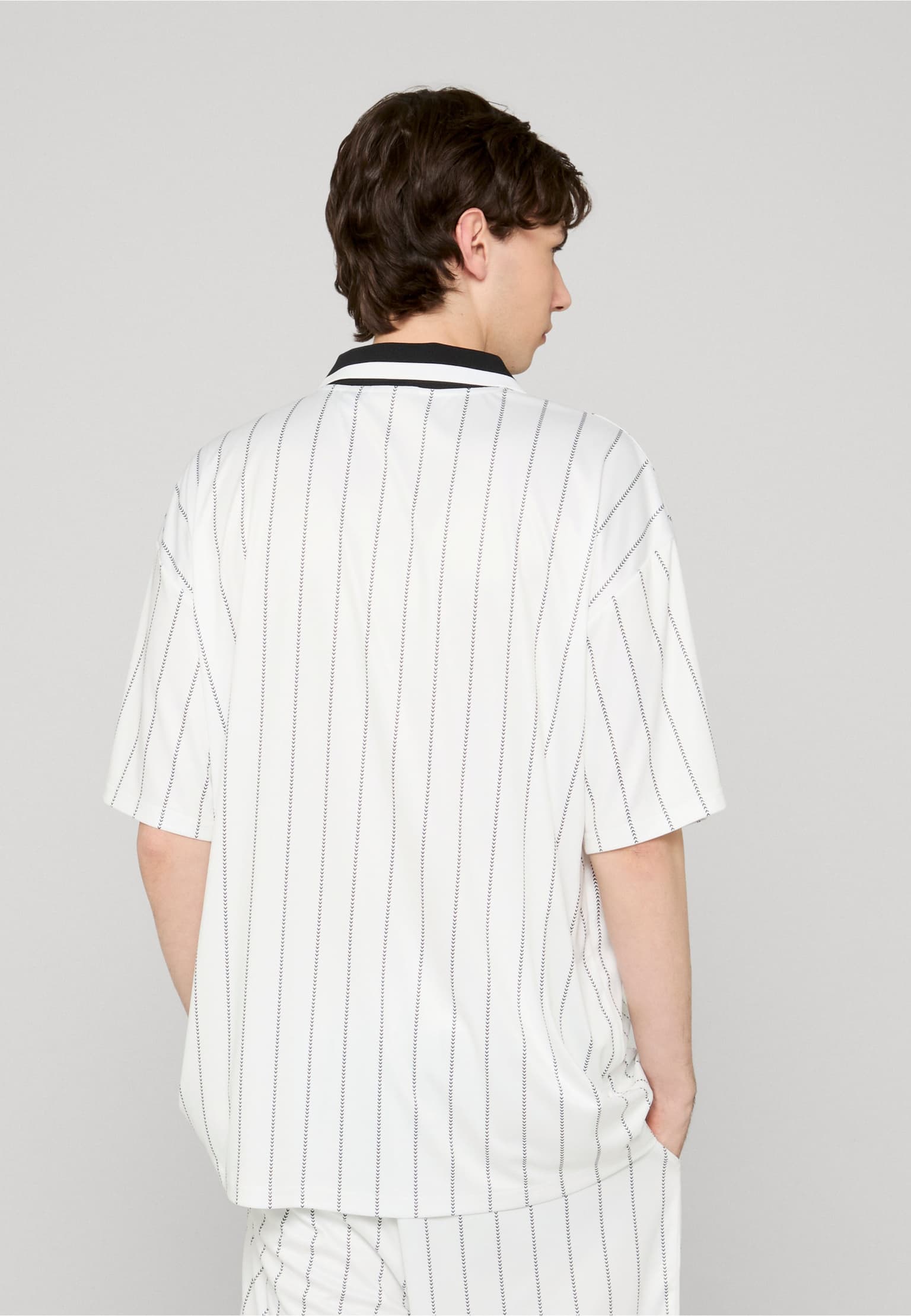 Hummel Chevron Pinstripe Polo Shirt – Bild 2