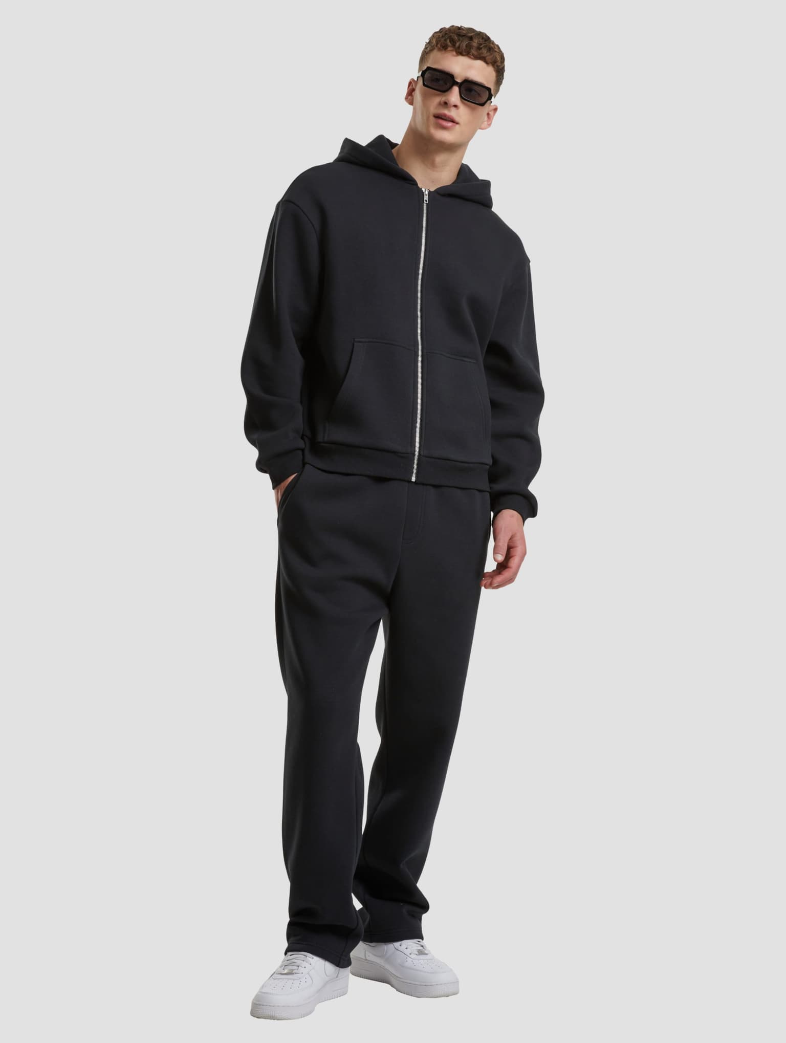 Urban Classics Fluffy Track Jogginghose – Bild 3