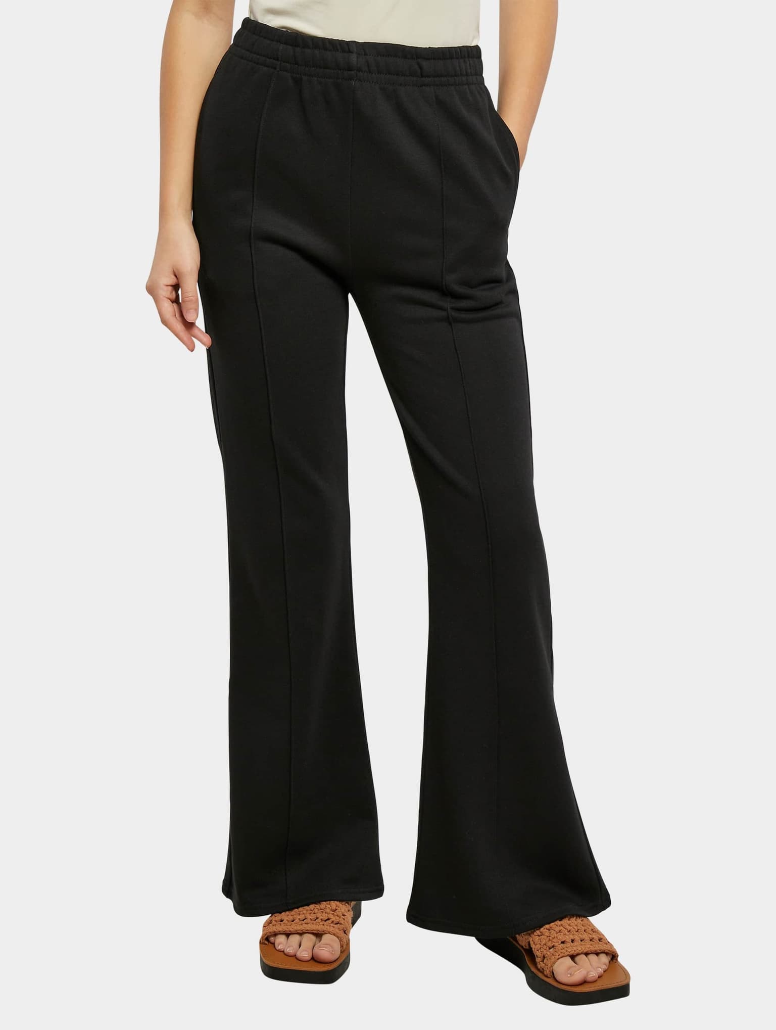 Urban Classics Ladies Flared Pin Tuck Terry Pants