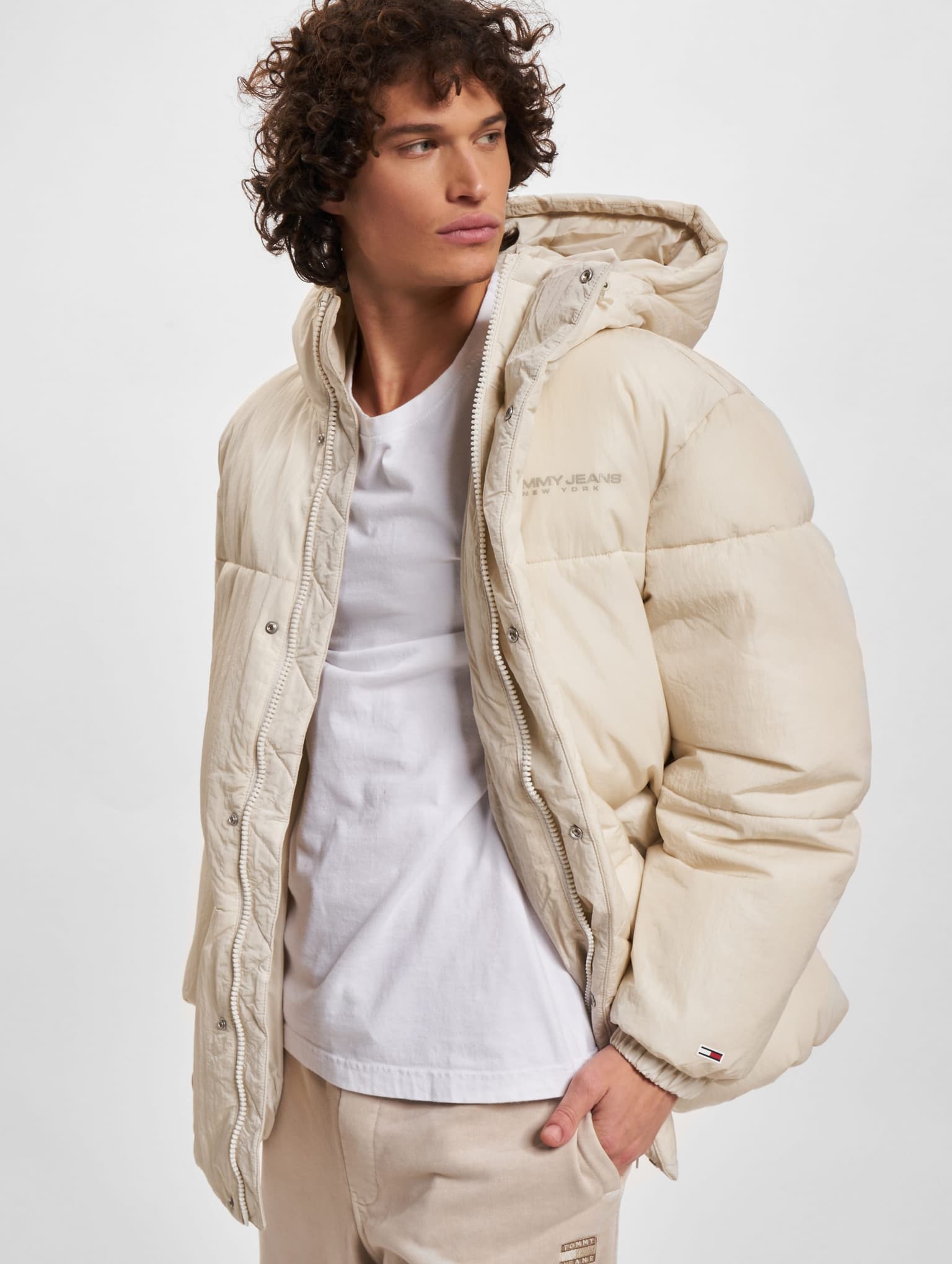 Tommy Jeans Oversized Statement Puffer Jacket