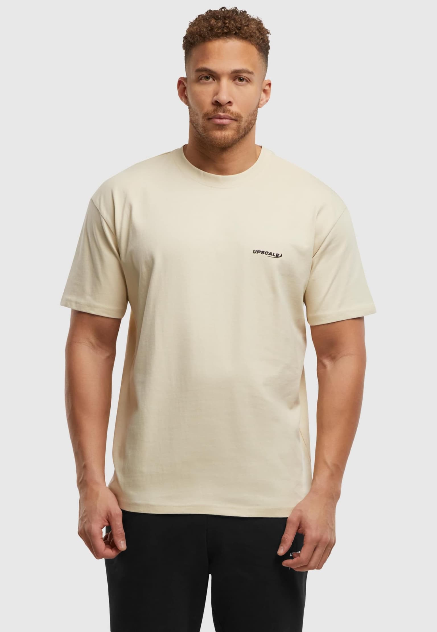 Mister Tee Upscale Core EMB Oversize – Bild 3