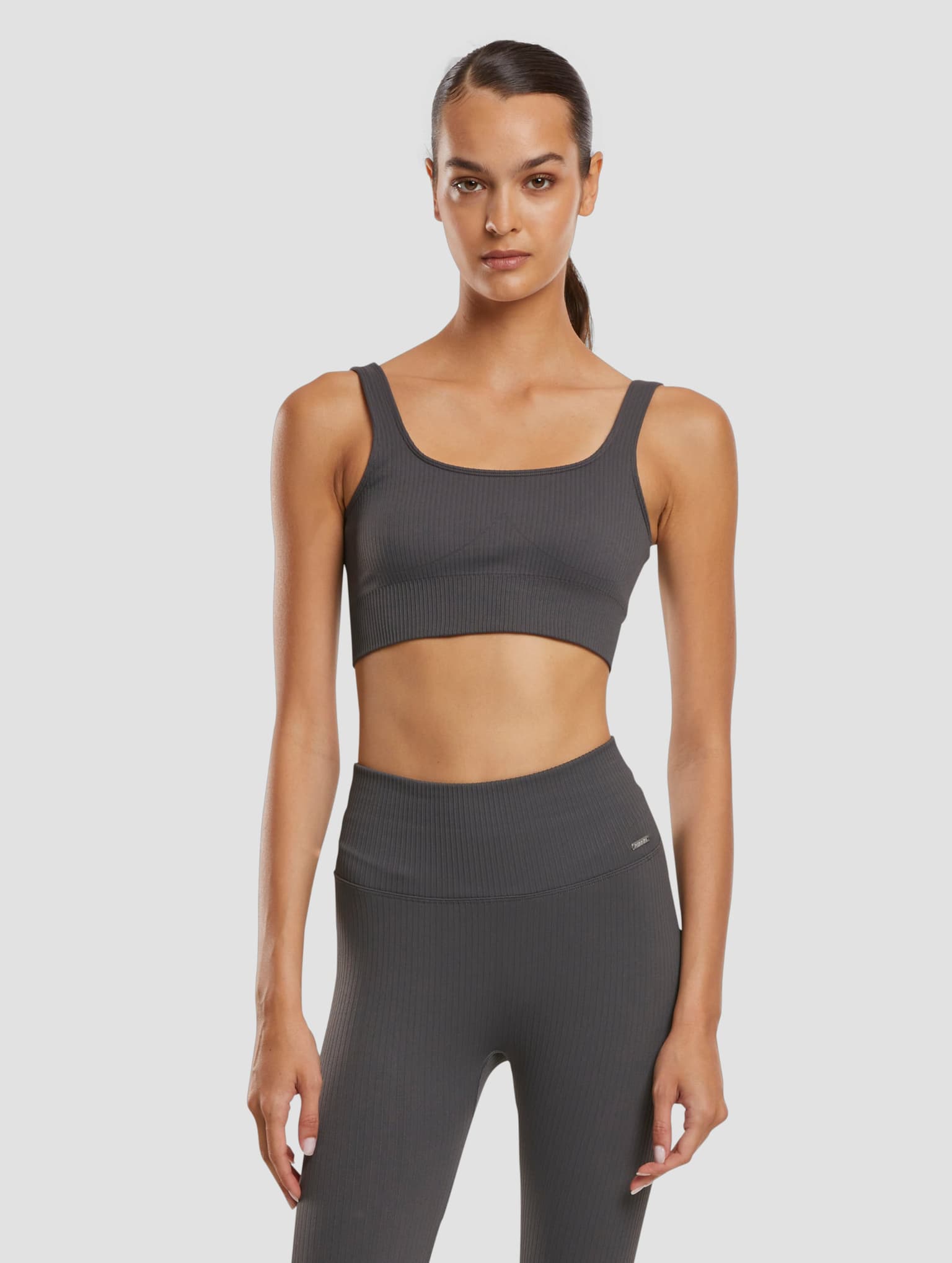 aimn AMN-243-BRA-22030041-073 Shadow Grey Ribbed Seamless Bra
