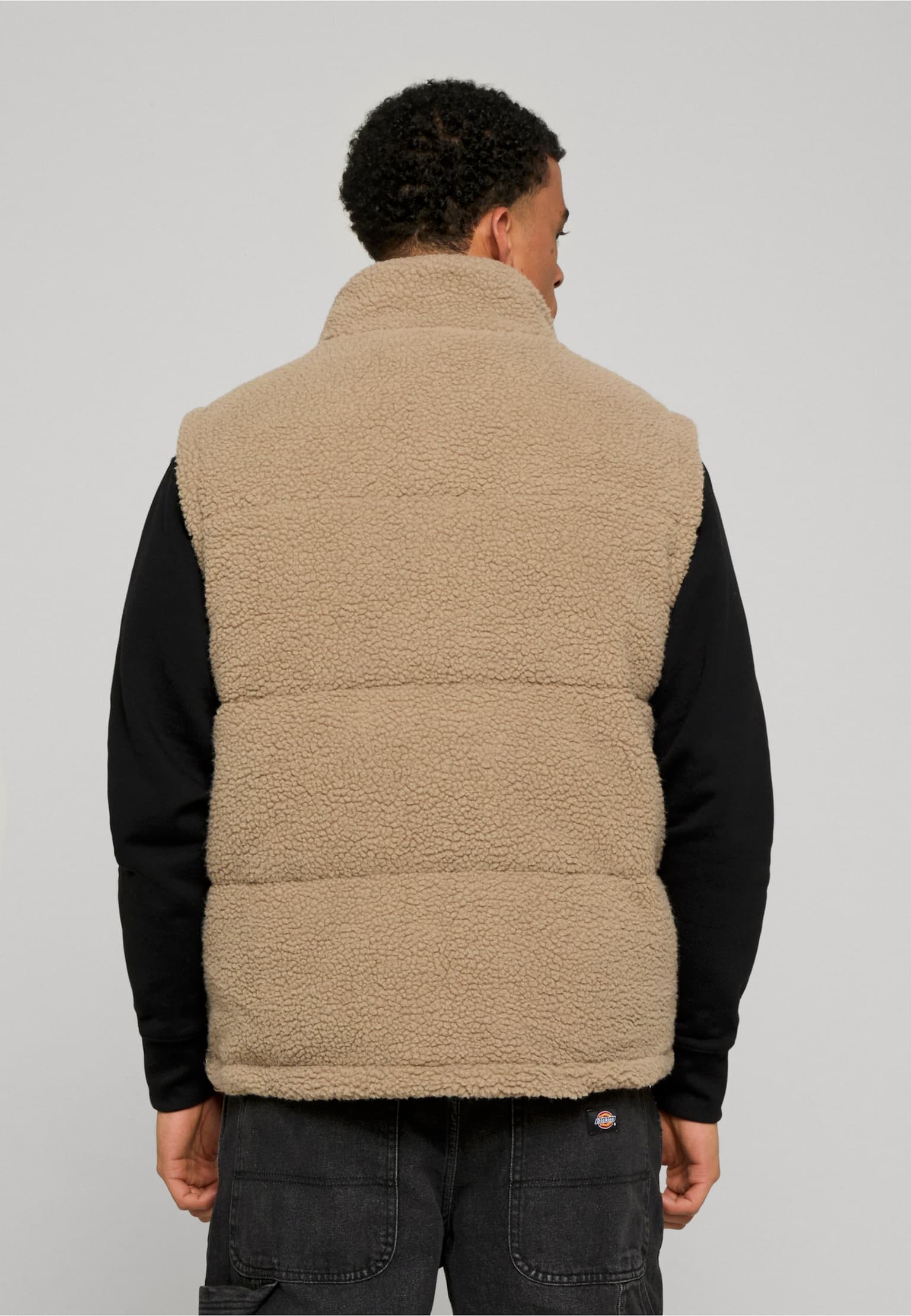 Urban Classics Basic Teddy Puffer Vest – Bild 2