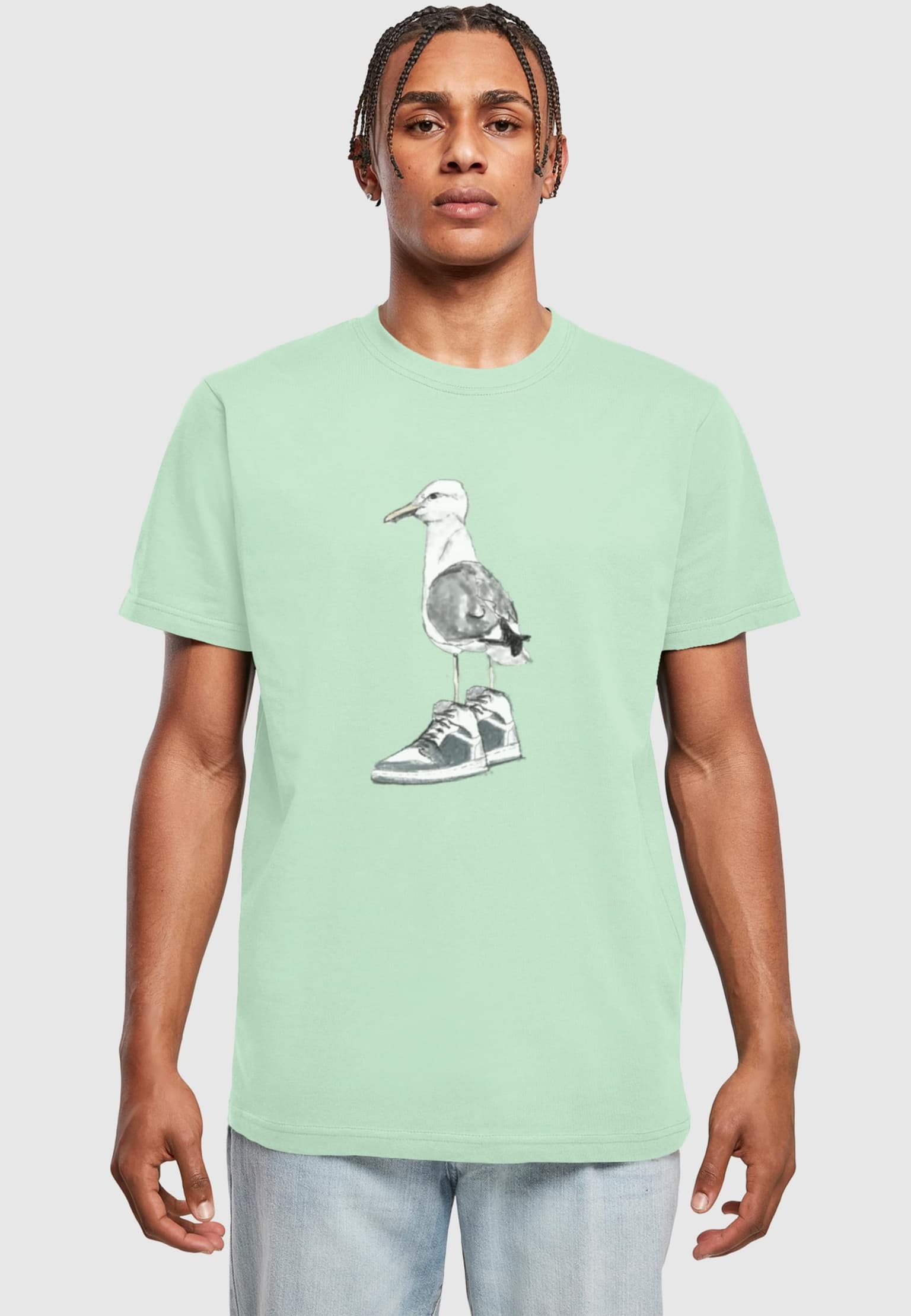 Mister Tee Seagull Sneaker
