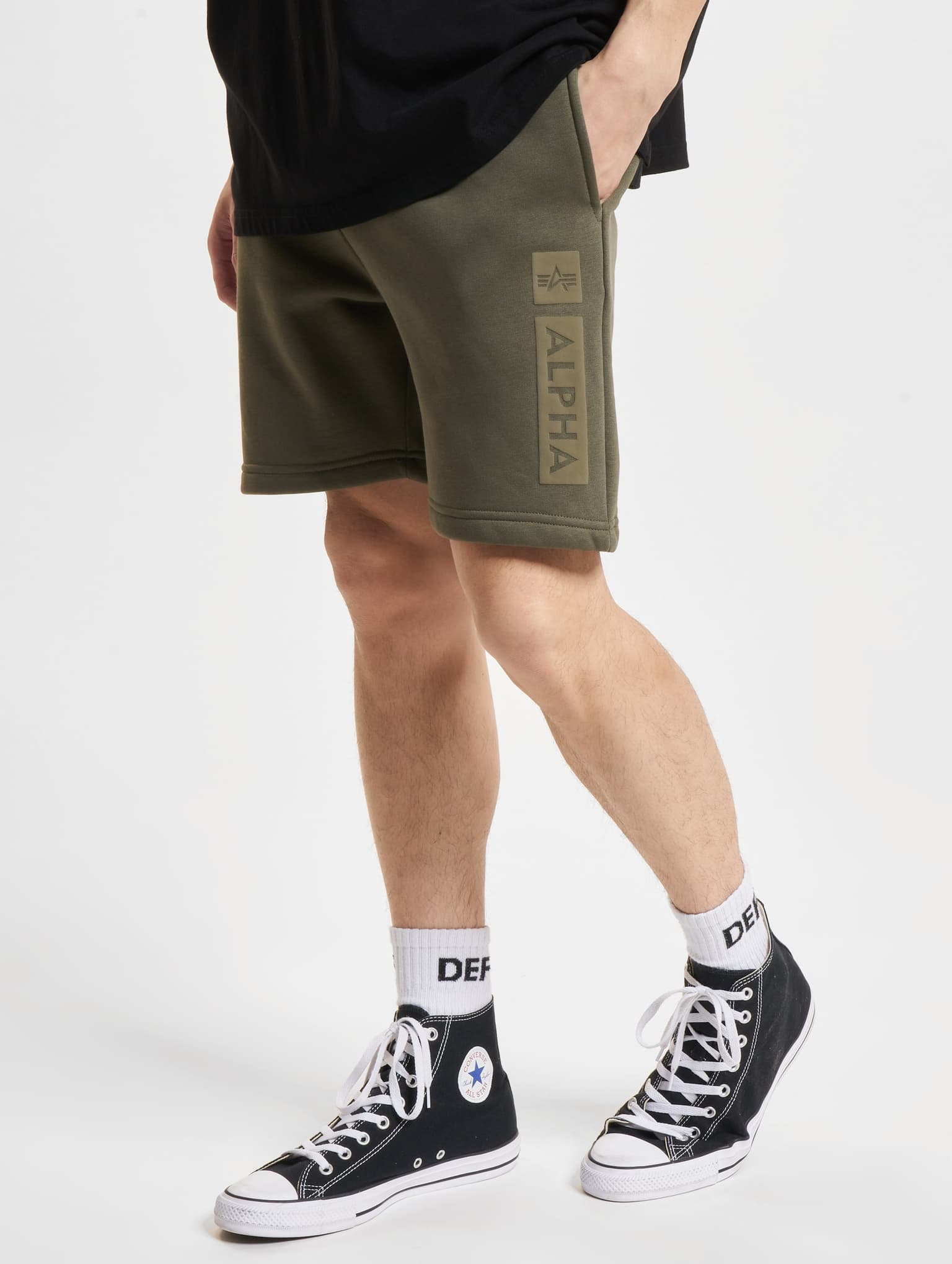 Alpha Industries Puff Print Short