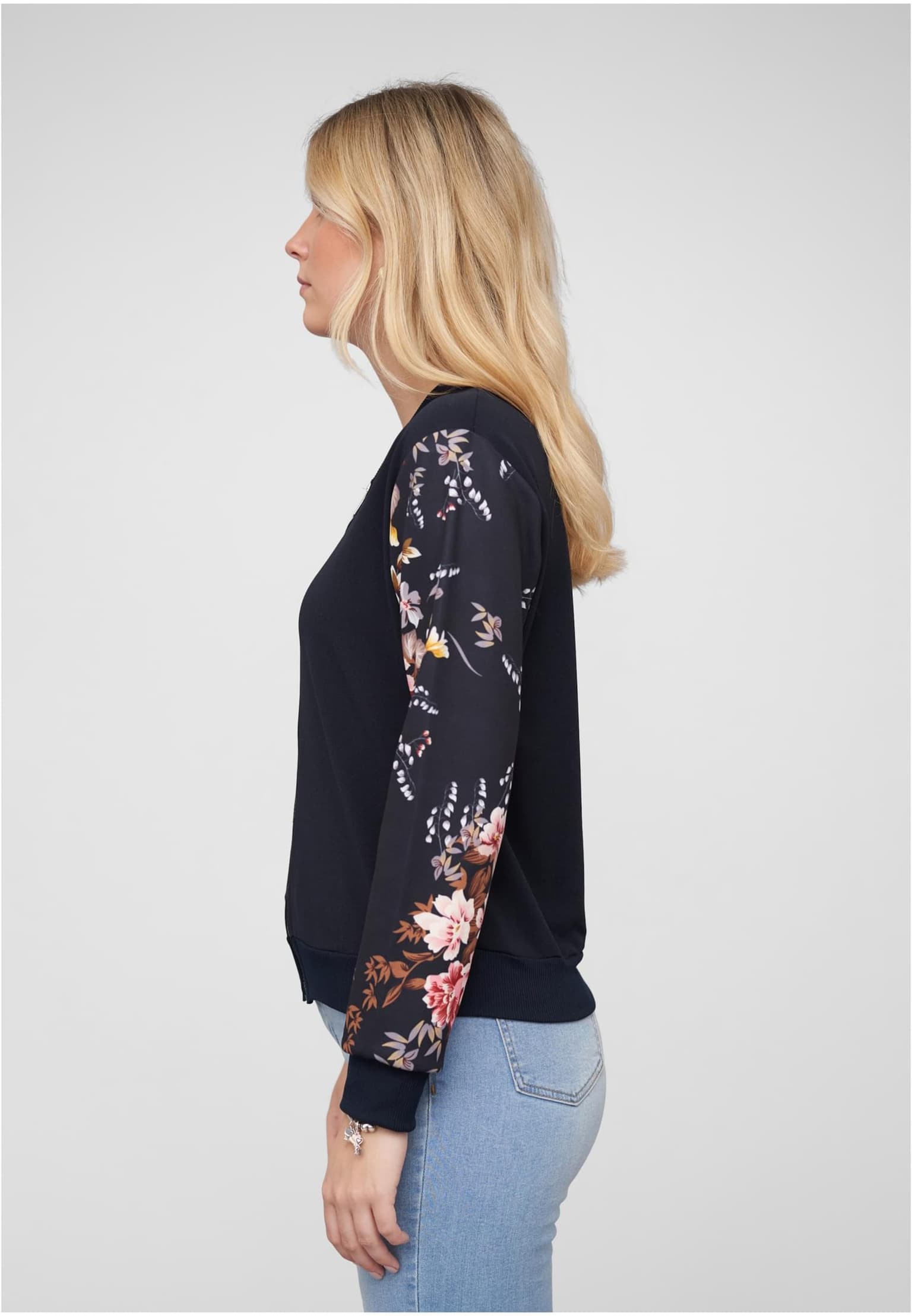 Cloud5ive Blouson with Flower Print Sleeves – Bild 3