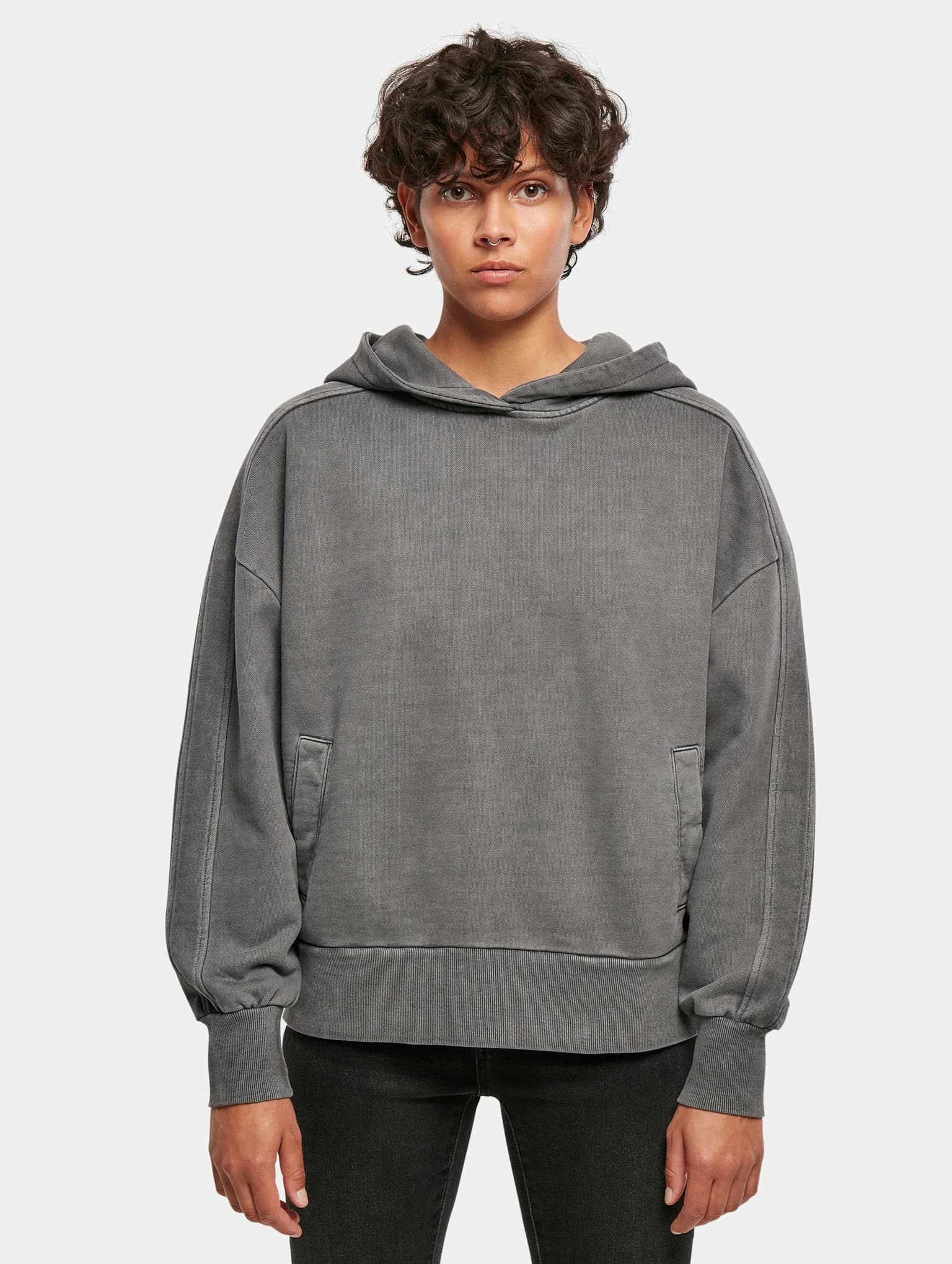 Urban Classics Ladies Heavy Terry Garment Dye Hoody – Bild 3