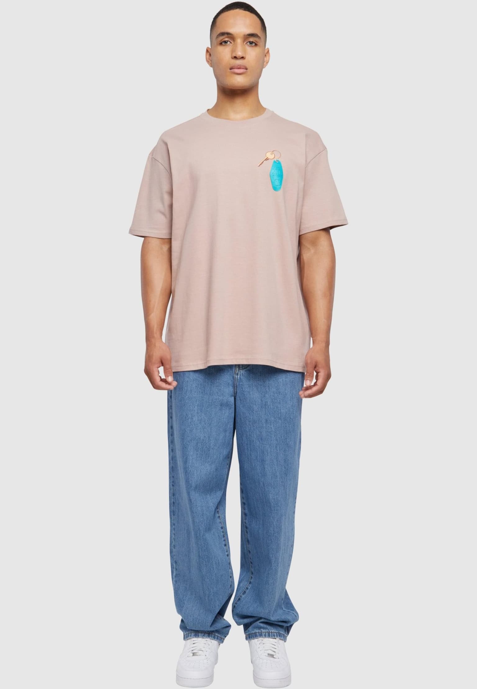 Mister Tee Upscale California Motel Oversize – Bild 3