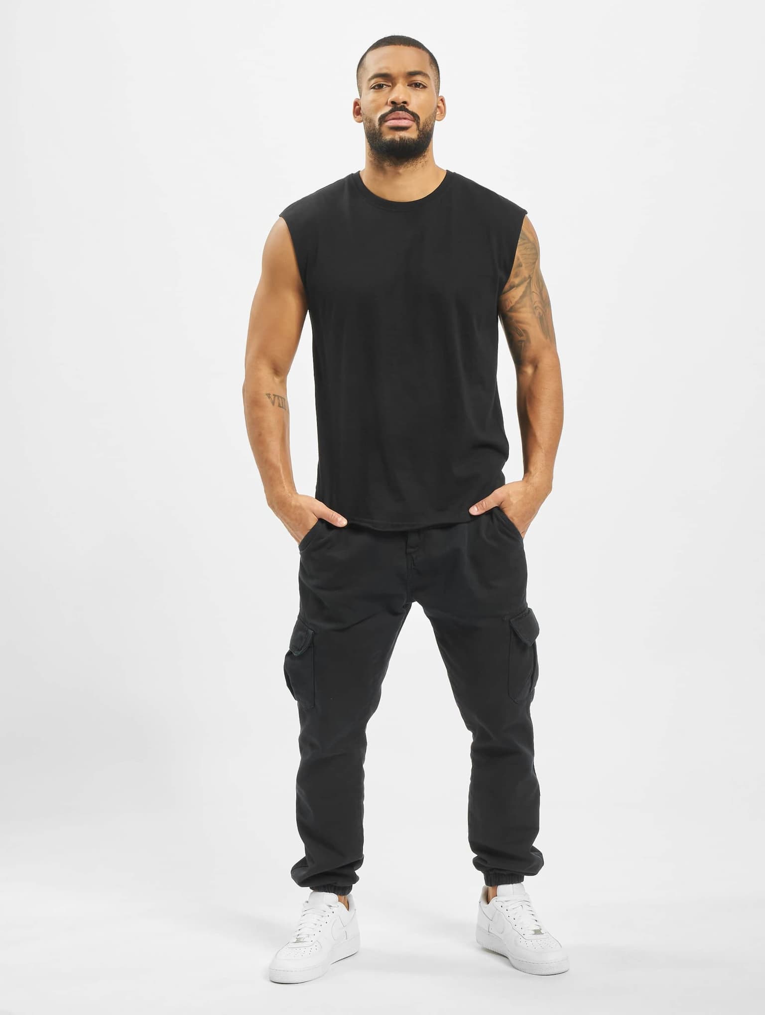 Urban Classics Open Edge Sleeveless Tee – Bild 4