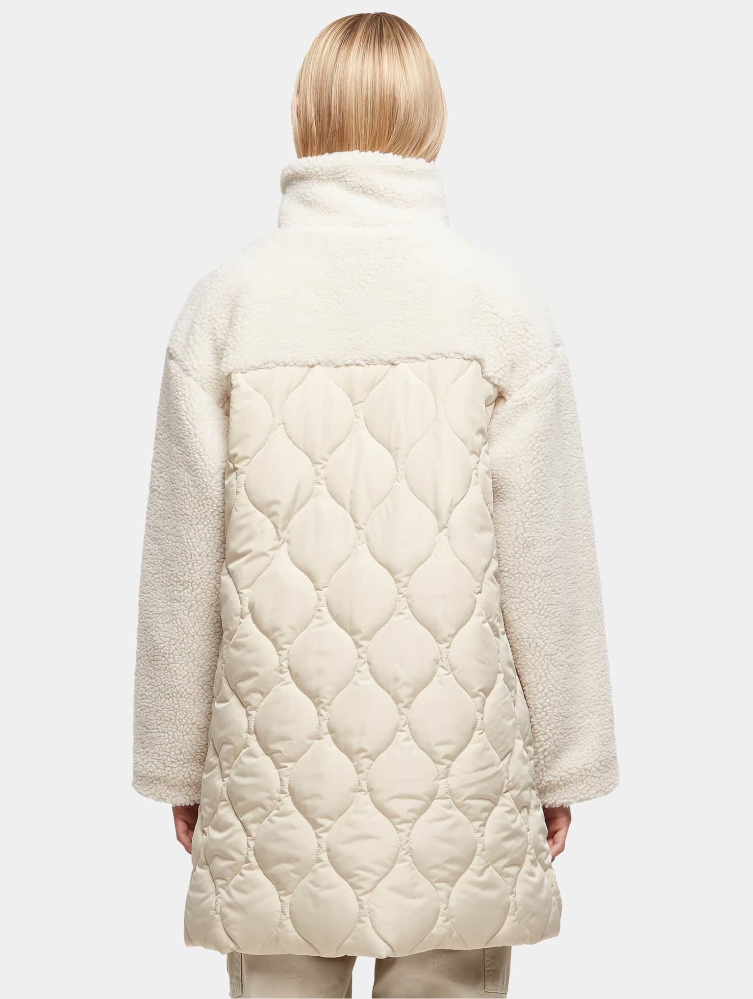 Urban Classics Ladies Oversized Sherpa Quilted Coat – Bild 2