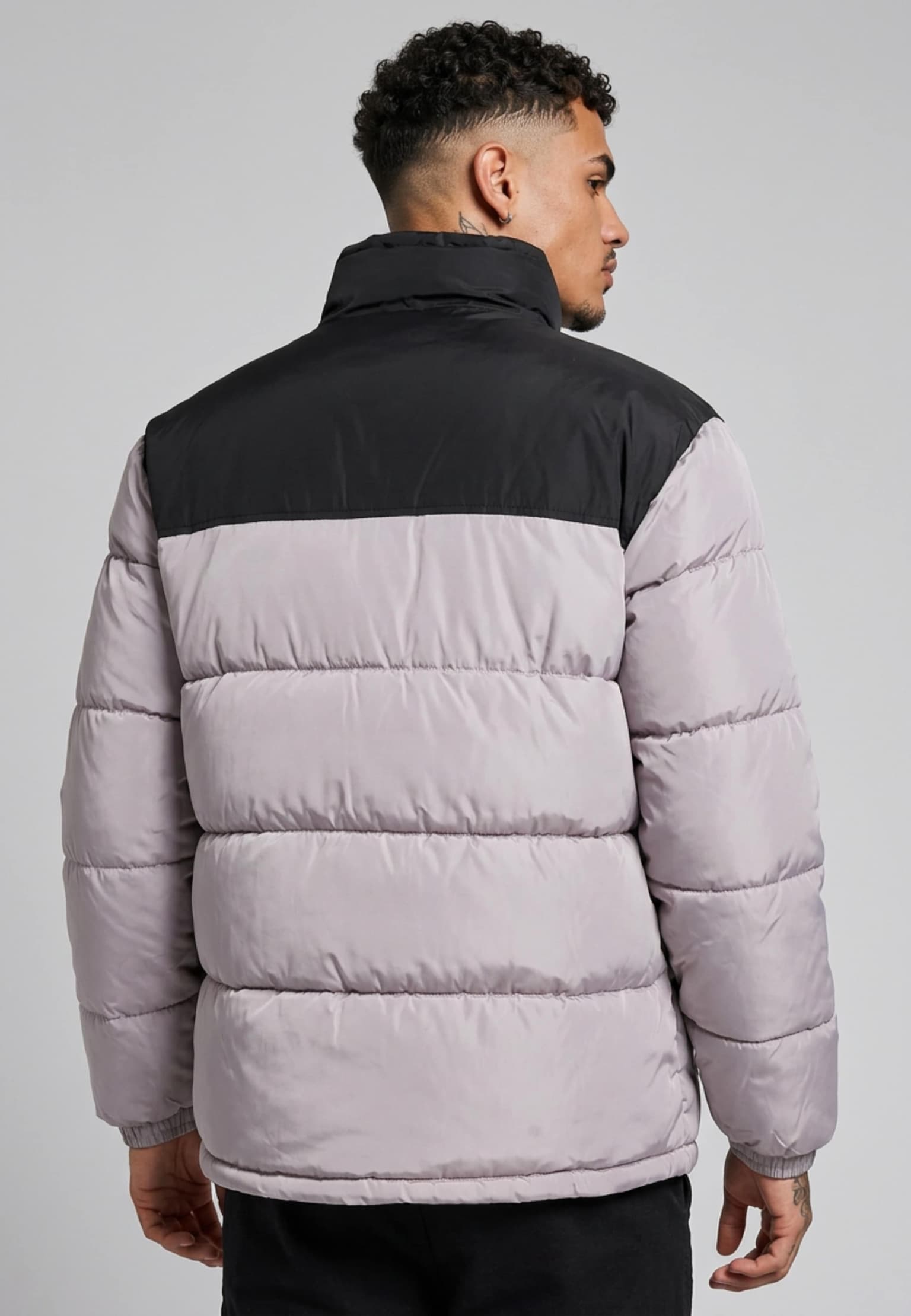 Karl Kani Retro Essential Puffer Jacket – Bild 2