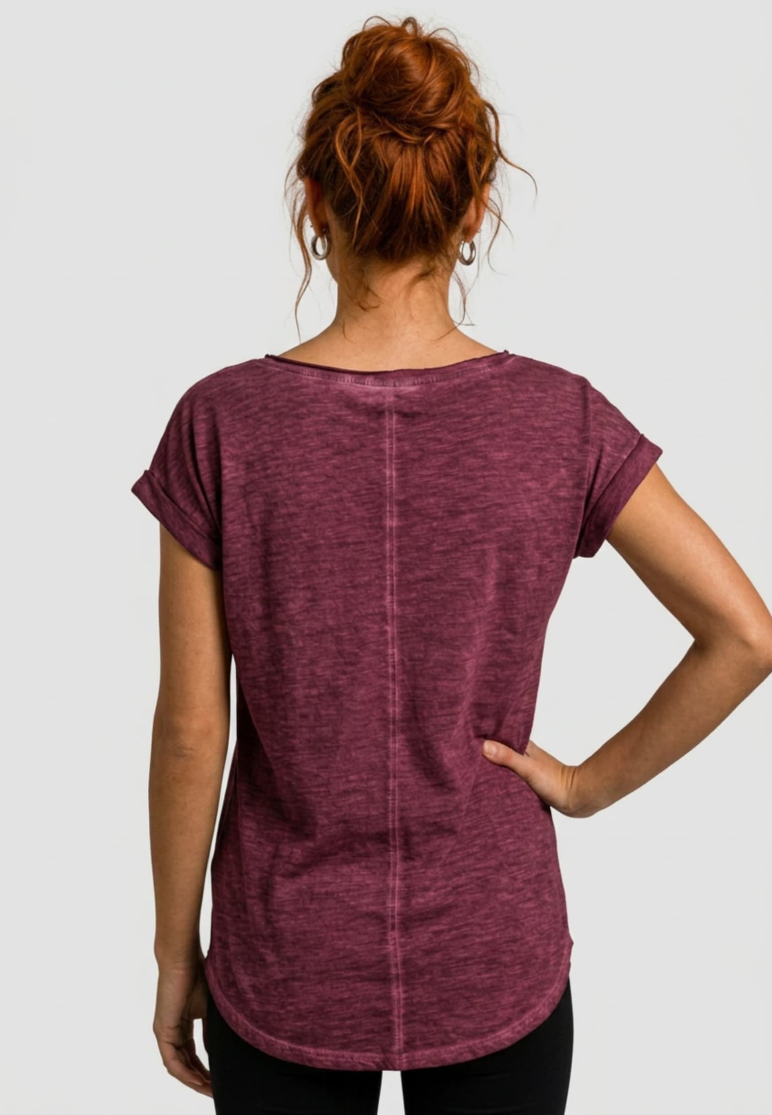 Urban Classics Ladies Long Back Shaped Spray Dye Tee – Bild 2