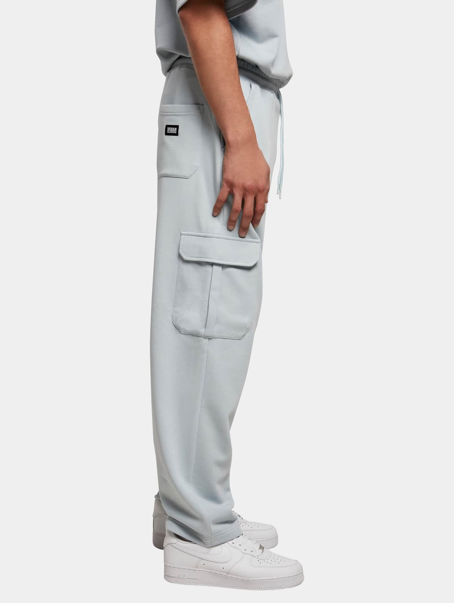 Urban Classics 90‘s Cargo Sweatpants – Bild 4