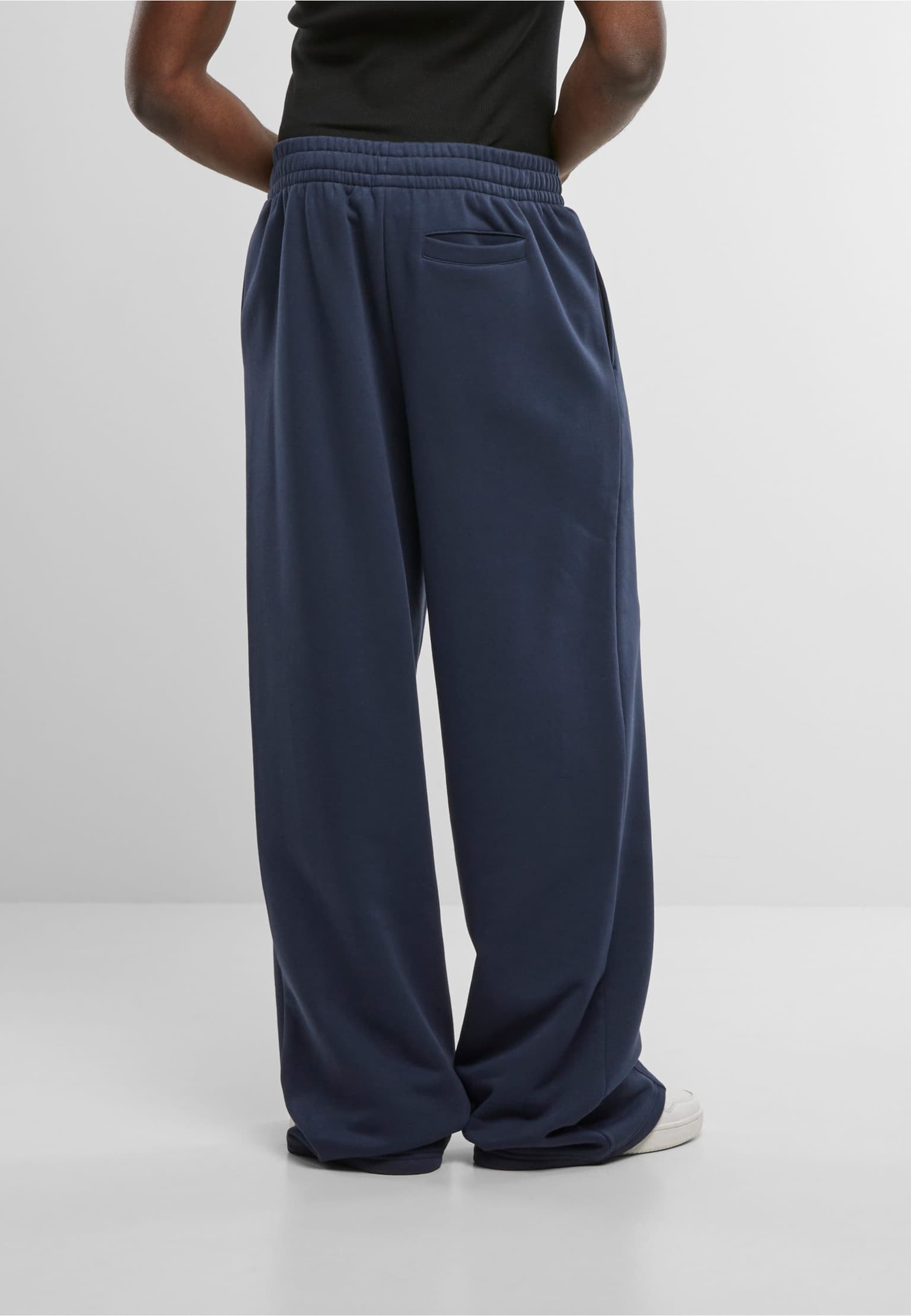 Karl Kani Script Straight Leg Sweatpants – Bild 2