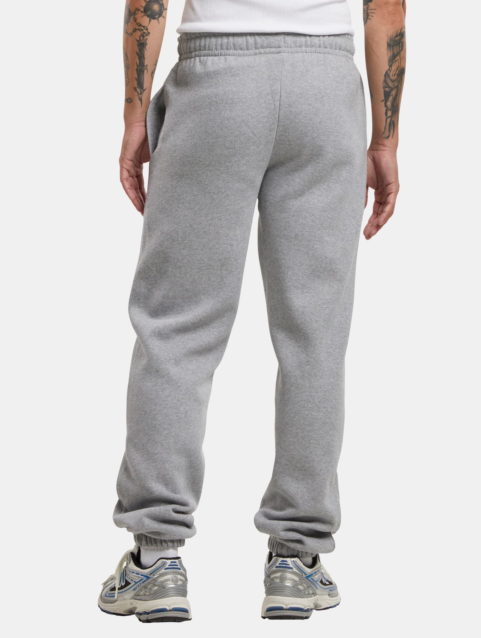 Urban Classics Basic Essential Jogginghose – Bild 2