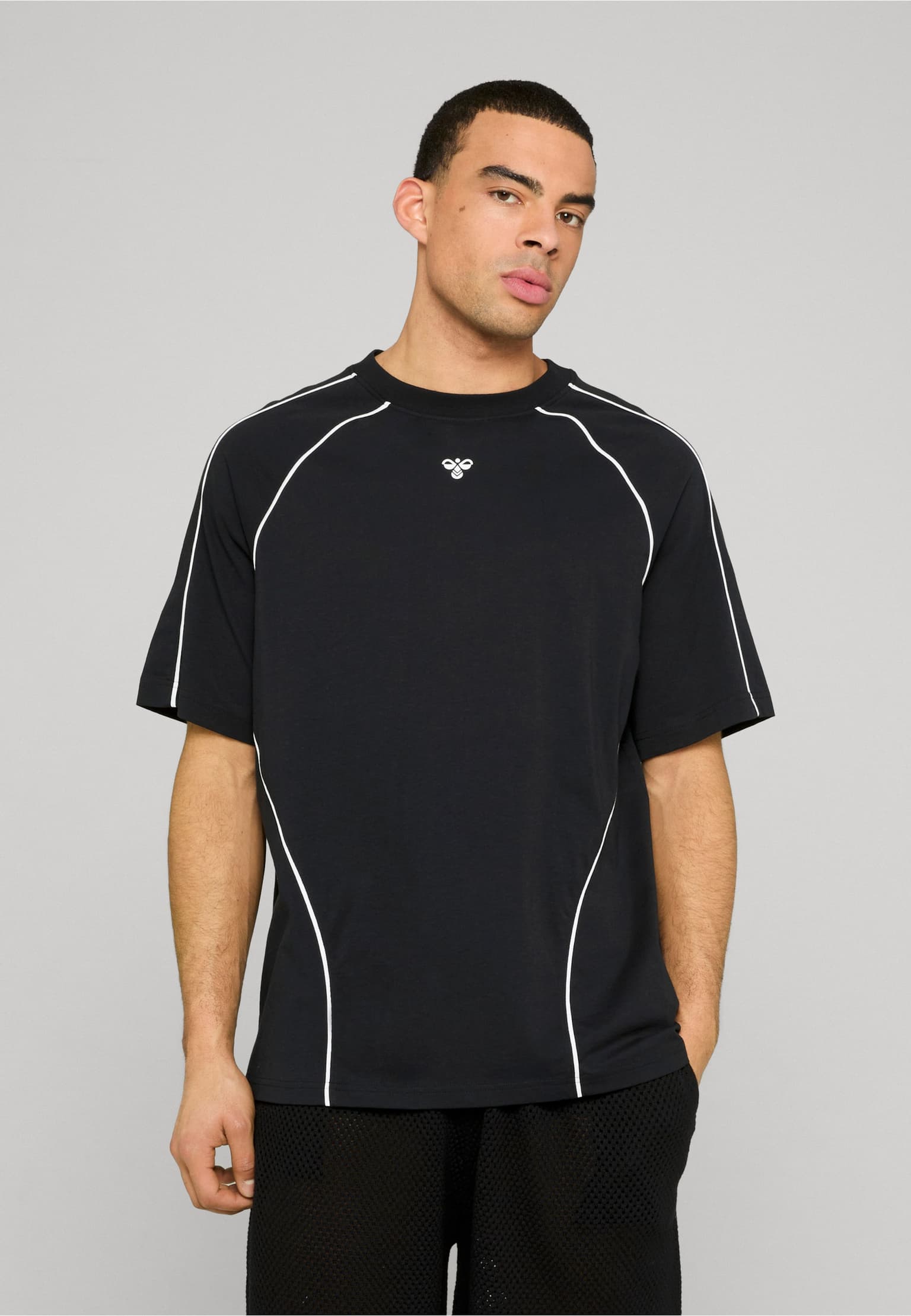 Hummel Raglan Contrast T-Shirt
