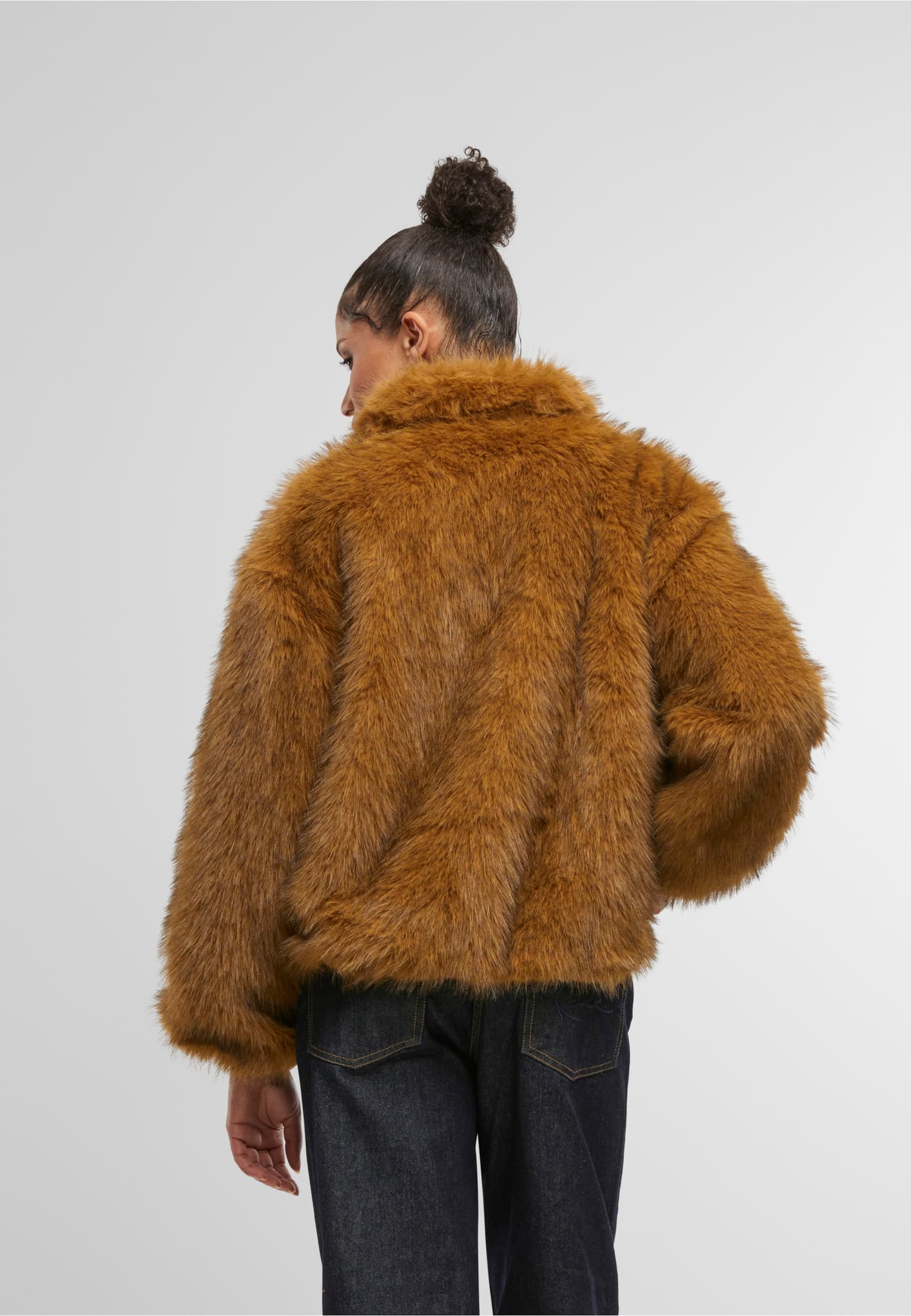 Karl Kani Metal Signature Faux Fur Jacket – Bild 2