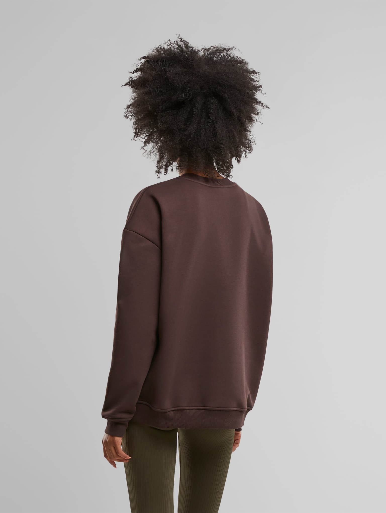 AMN-243-SW -24010379-106 AIMN Serif Sweatshirt – Bild 2