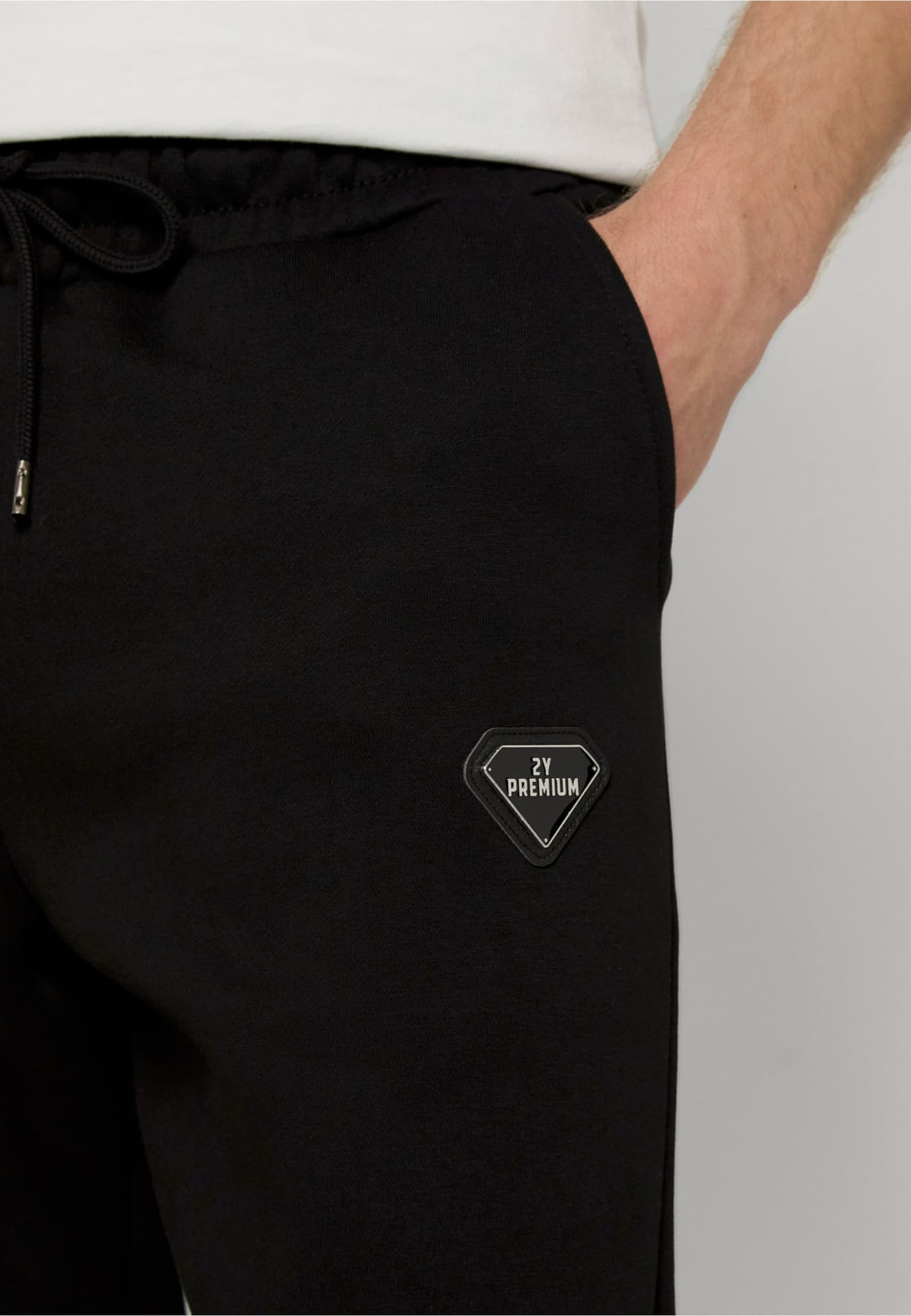 2Y Premium Nox Slim Fit Sweatpants – Bild 4