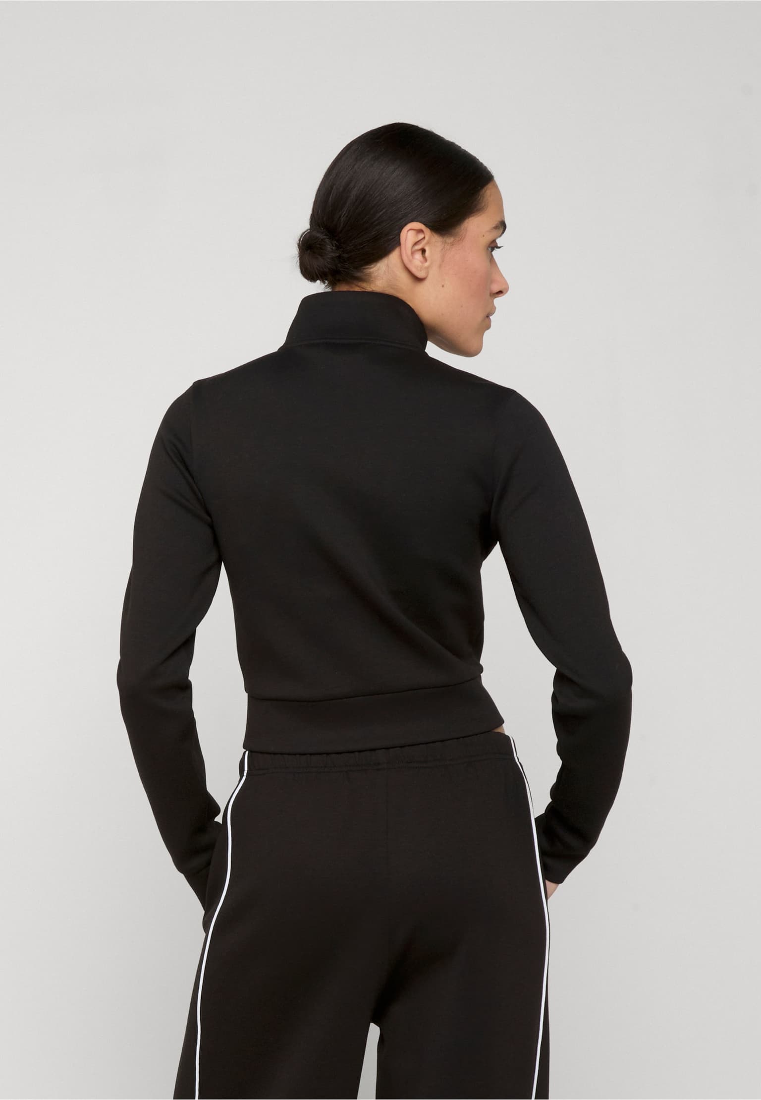 Urban Classics Ladies Slim Fit Scuba Track Jacket – Bild 2