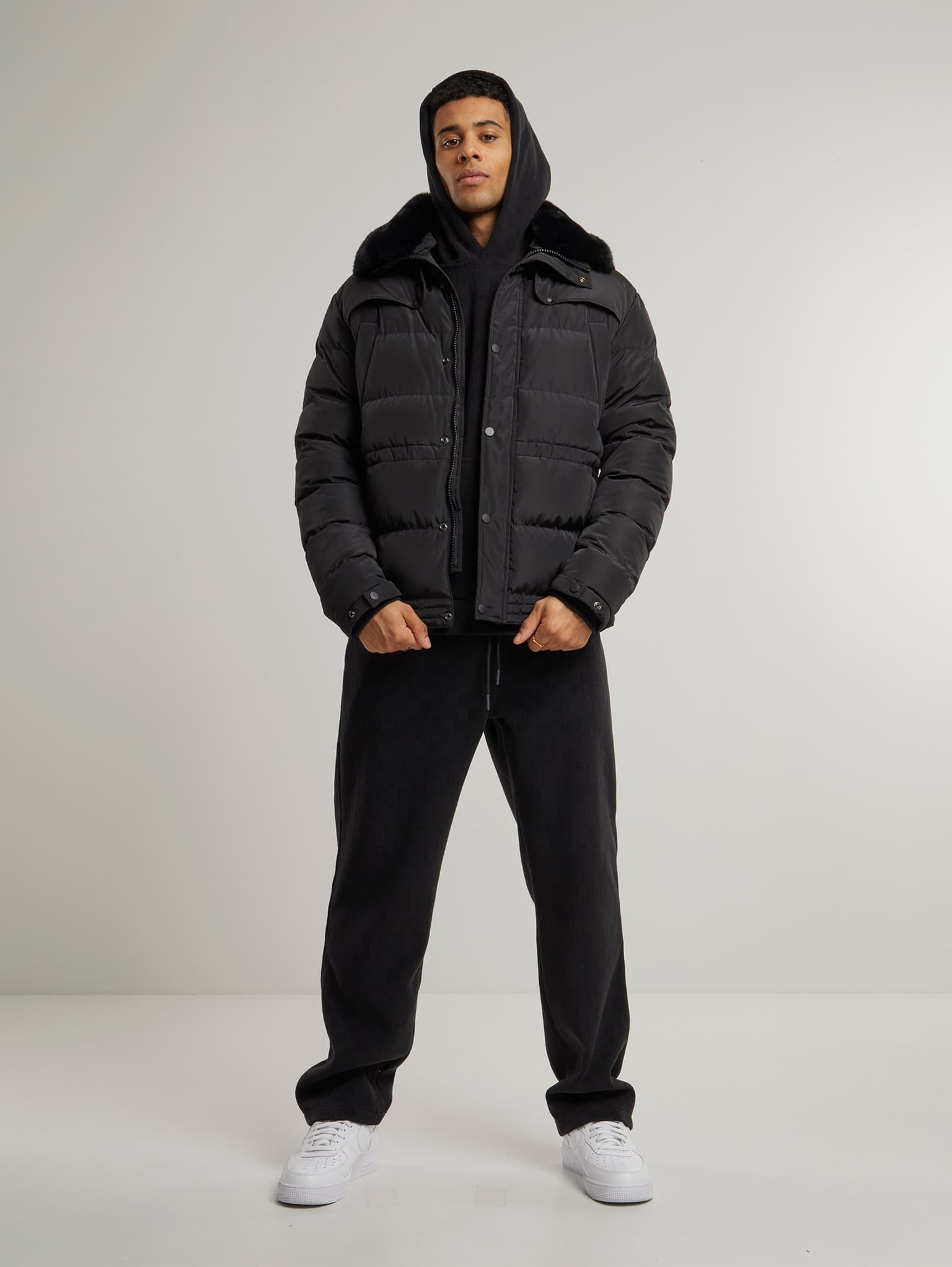 Urban Classics Jacquard Velvet Oversized Hoodie – Bild 4