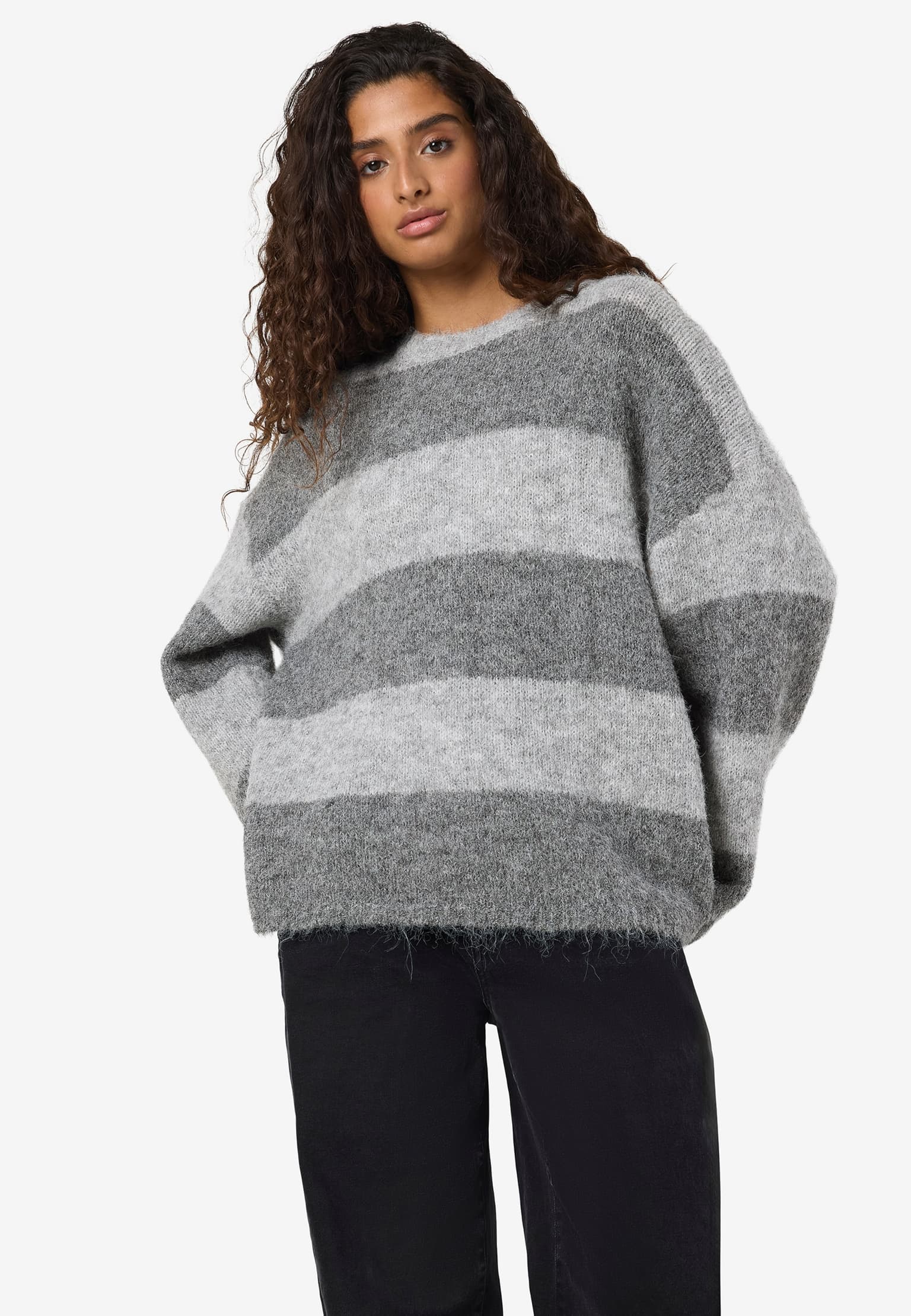 Noisy May NMSUTTON L/S OVERSIZED KNIT FWD NOOS
