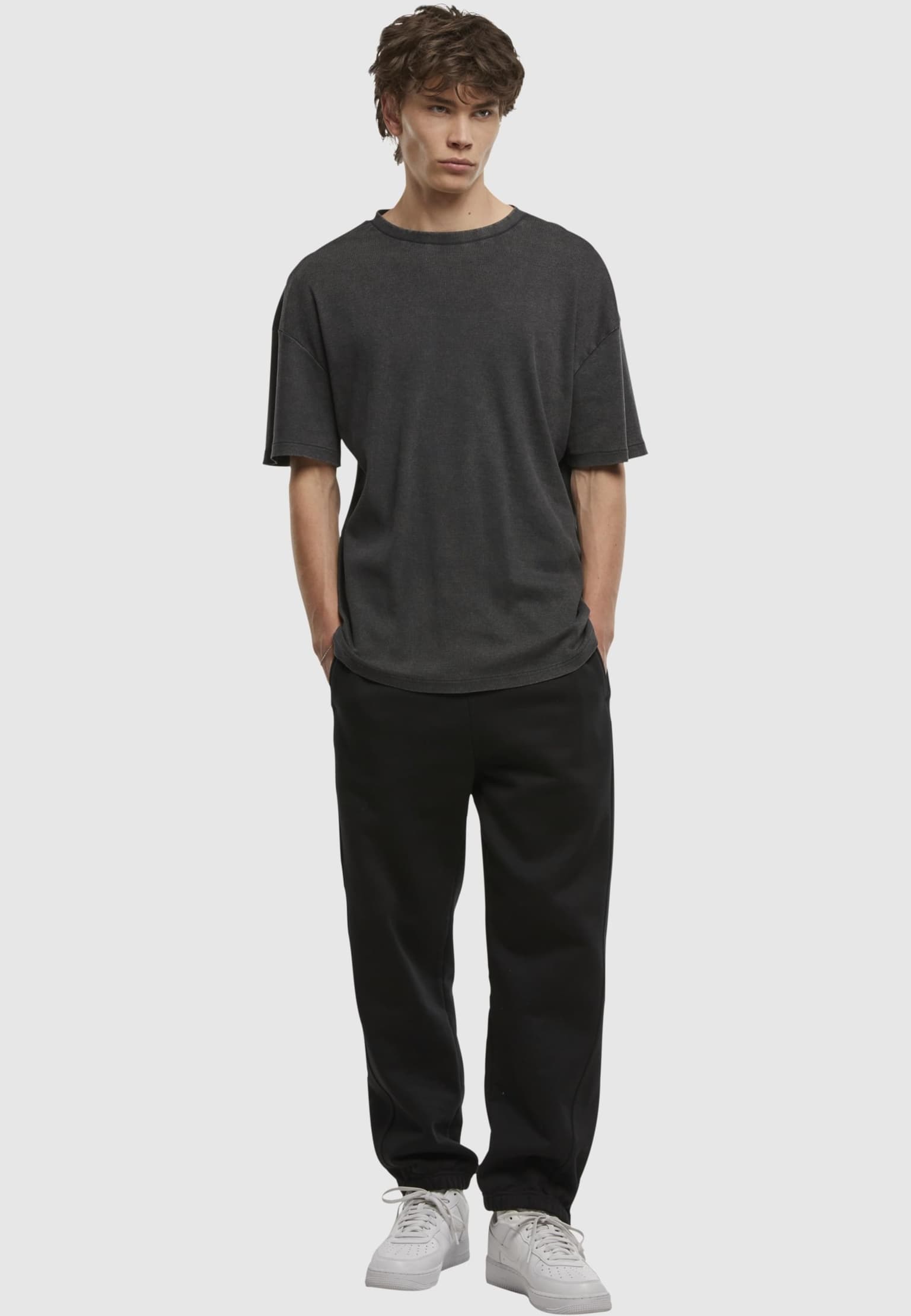 Urban Classics Washed Rib Tee – Bild 4