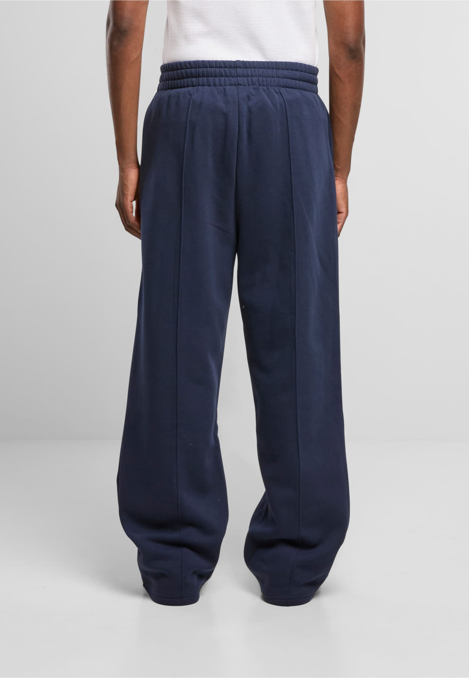 Karl Kani Signature Straight Leg Sweatpants – Bild 2