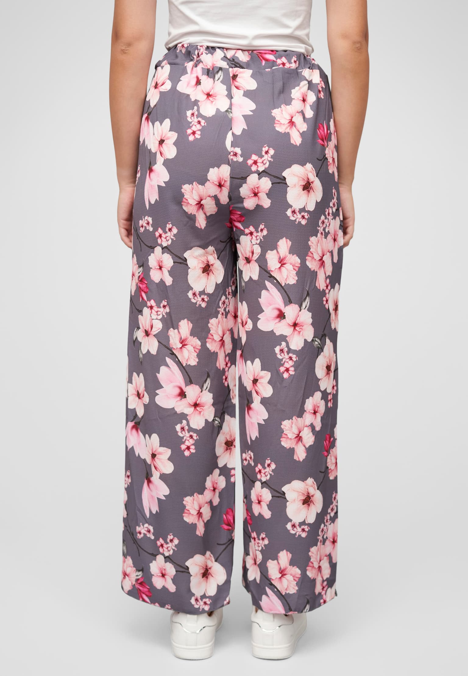Cloud5ive High-Waist Sommerhose mit Blumen Print – Bild 2
