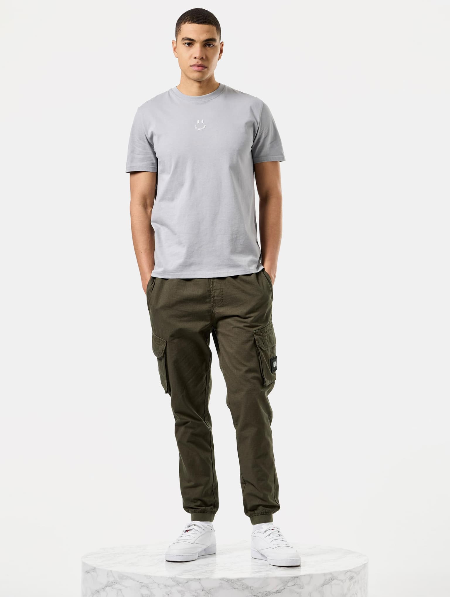 Weekend Offender SMILE GRAPHIC TEE – Bild 3