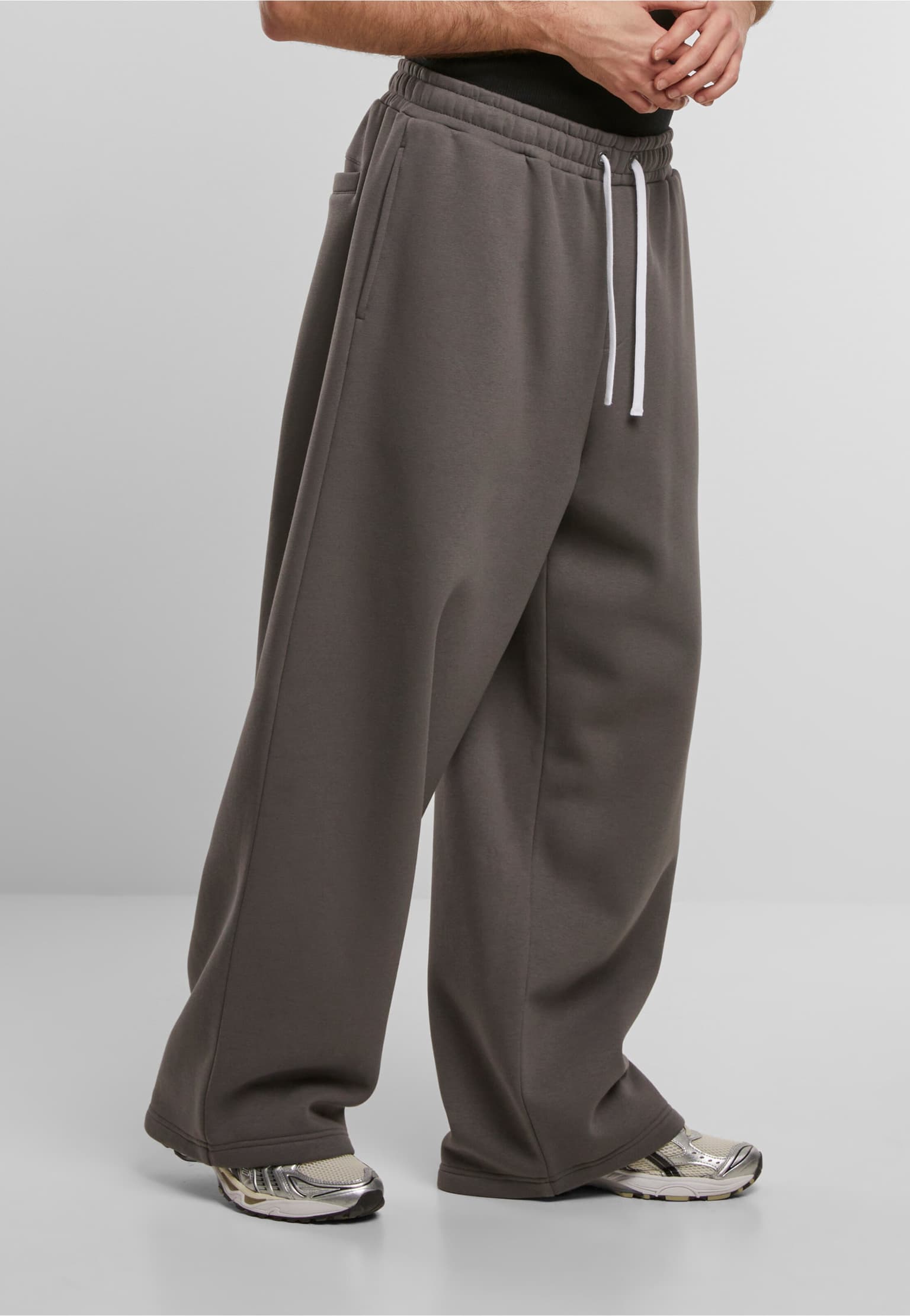 Urban Classics Fluffy Wide Leg Trackpants – Bild 4