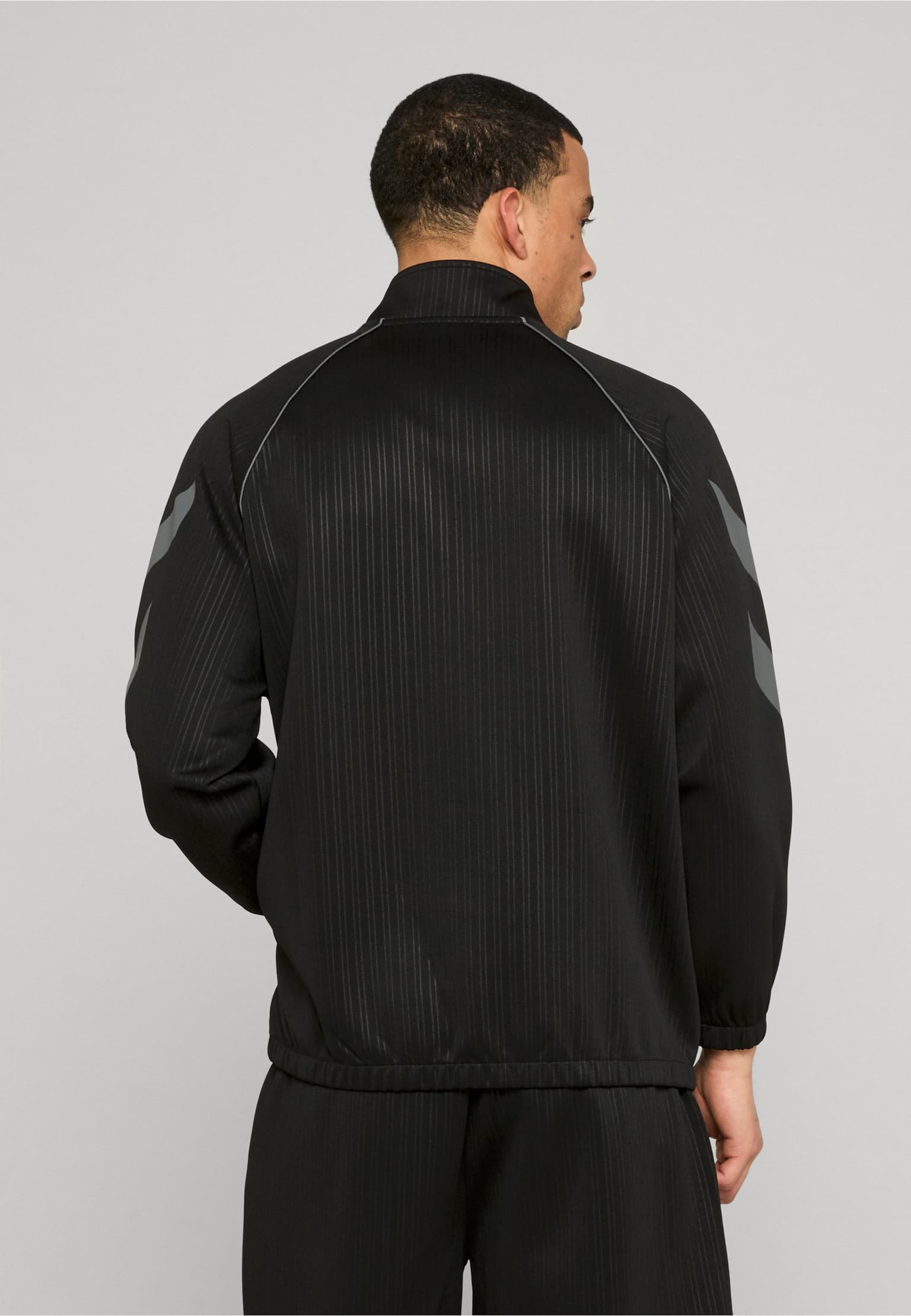 Hummel Pinstripe Half-Zip Tracktop – Bild 2