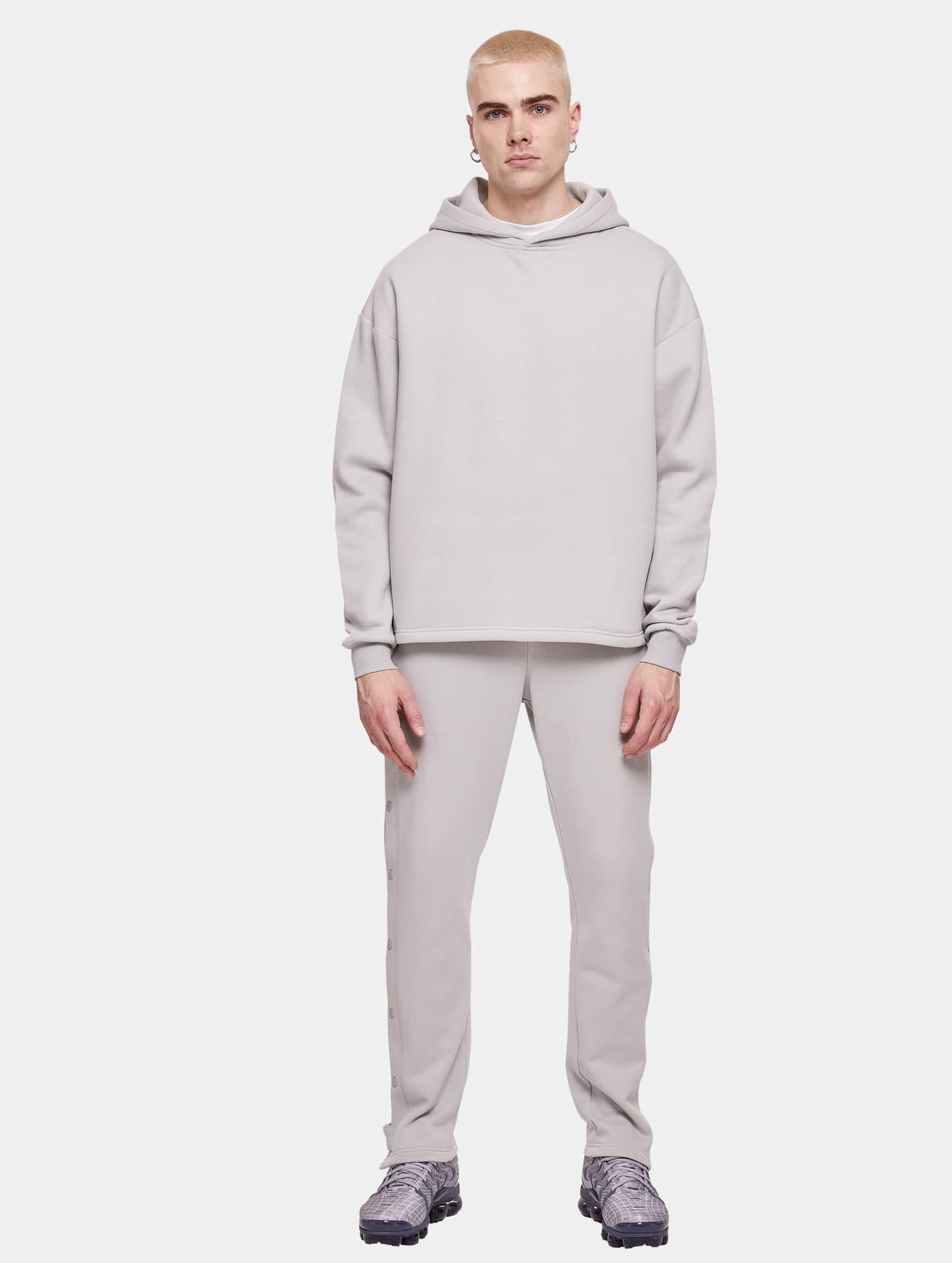 Urban Classics Essentials Loose Hoody – Bild 4