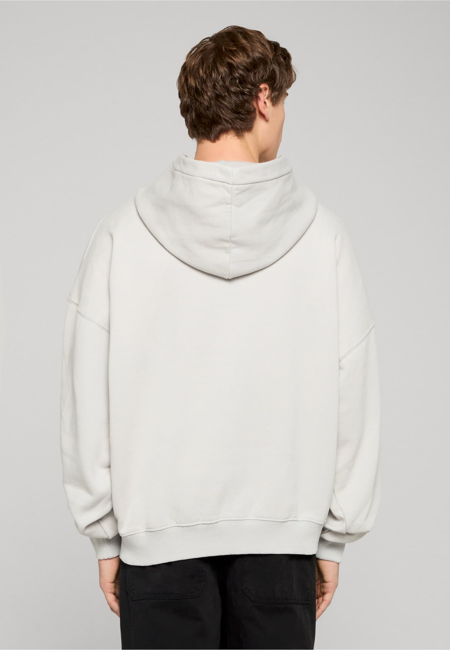 PEGADOR Logo Boxy Hoodie – Bild 2