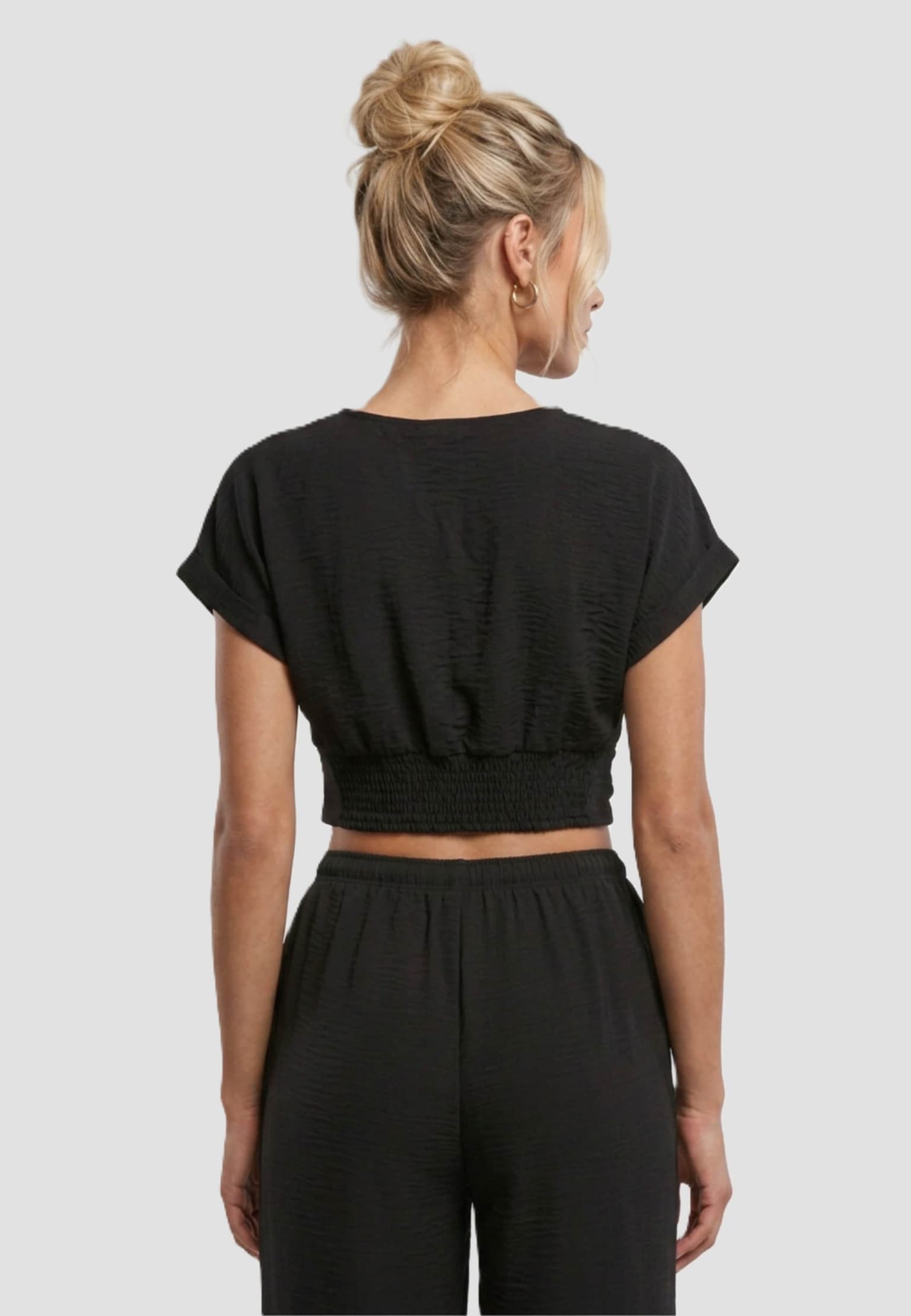 Urban Classics Ladies Knotted V-Neck Top – Bild 2