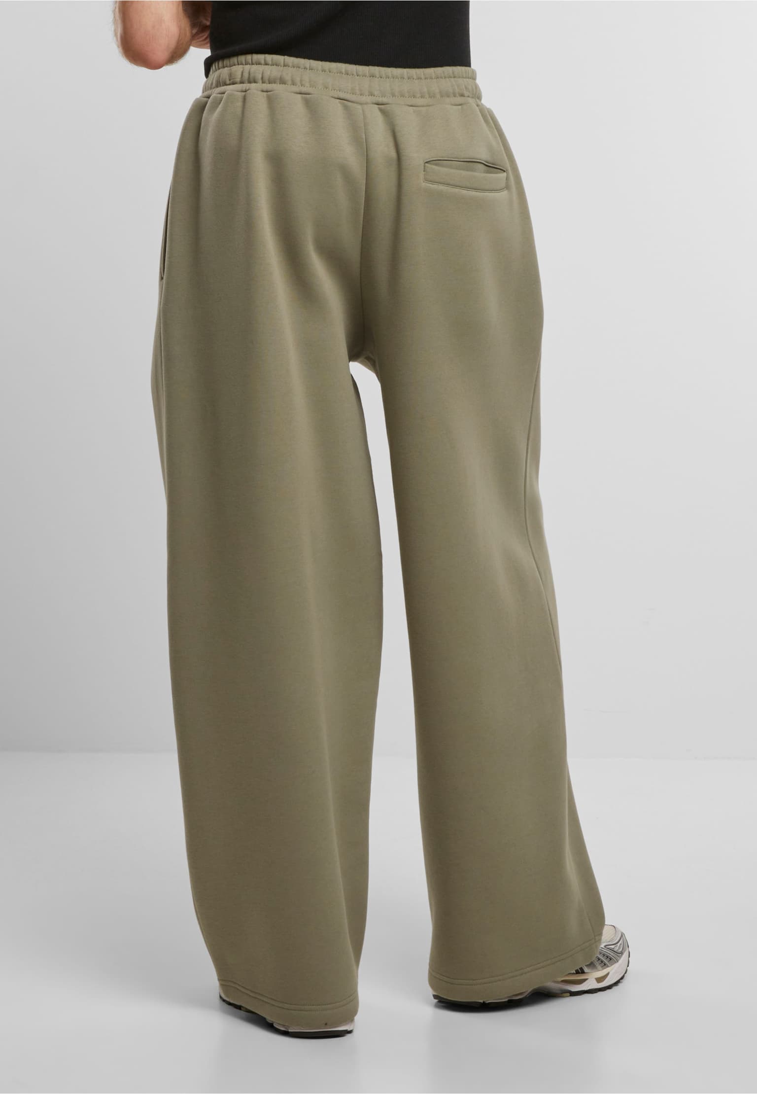 Urban Classics Fluffy Wide Leg Trackpants – Bild 2