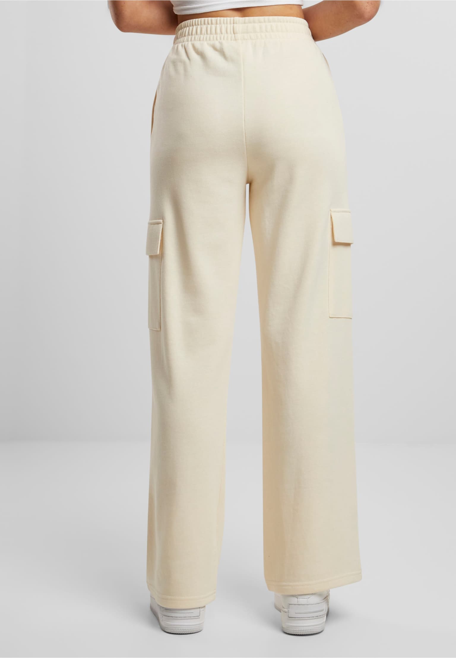 Urban Classics Ladies Baggy Light Terry Sweat Pants – Bild 2