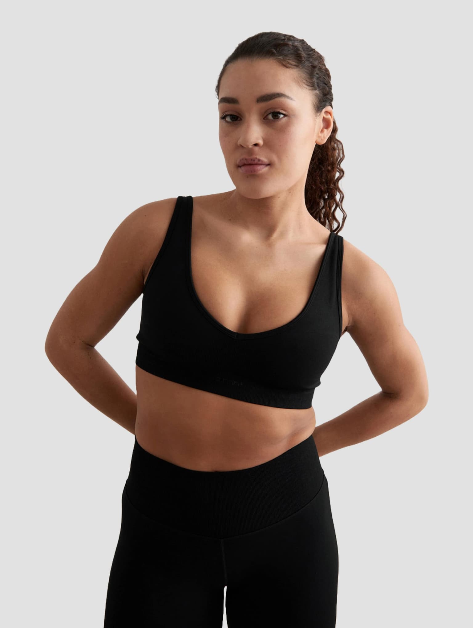 aimn aim'n Shape Seamless Deep Cut Bra