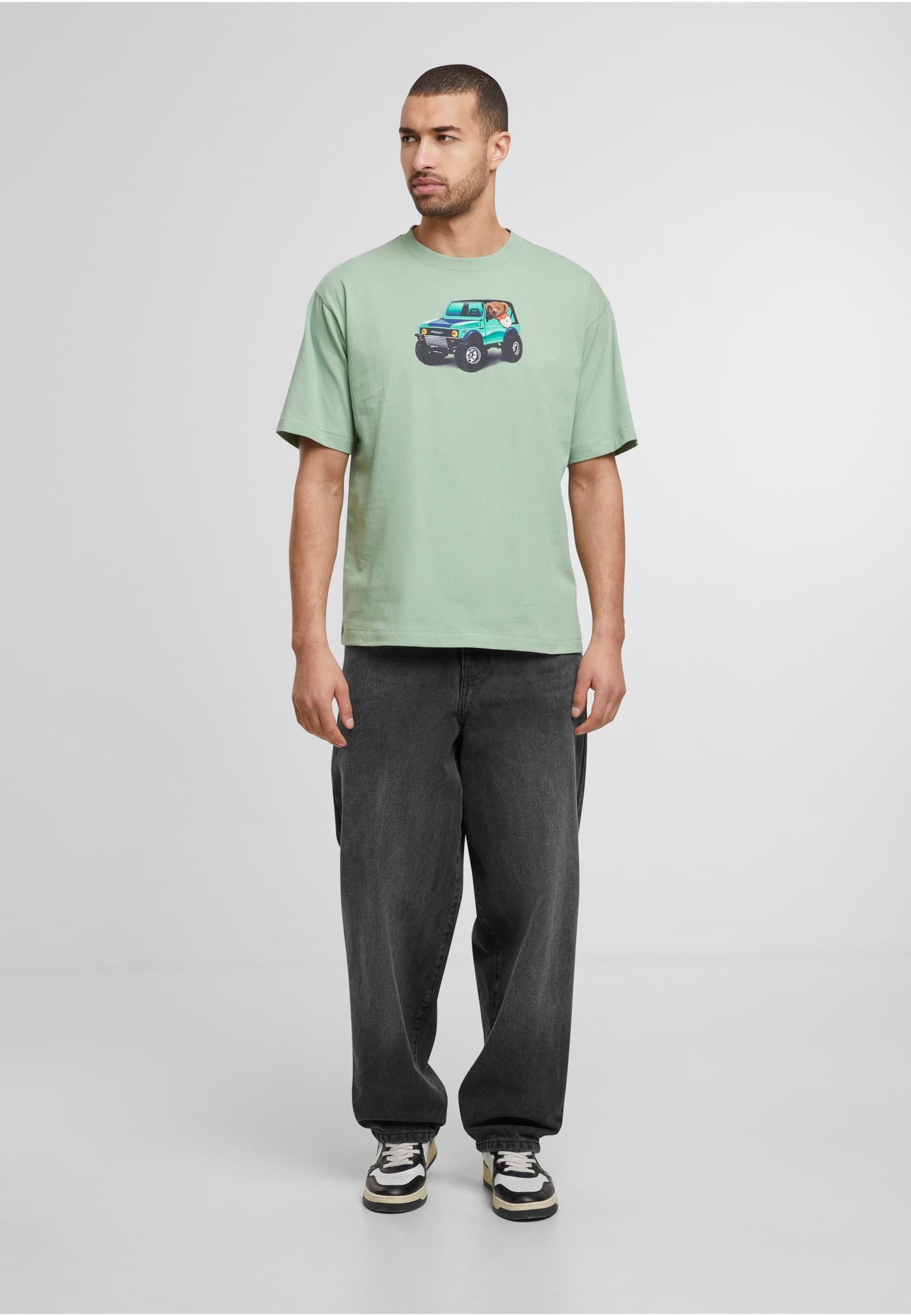 Market Studios 4x4 BEAR T-SHIRT – Bild 3