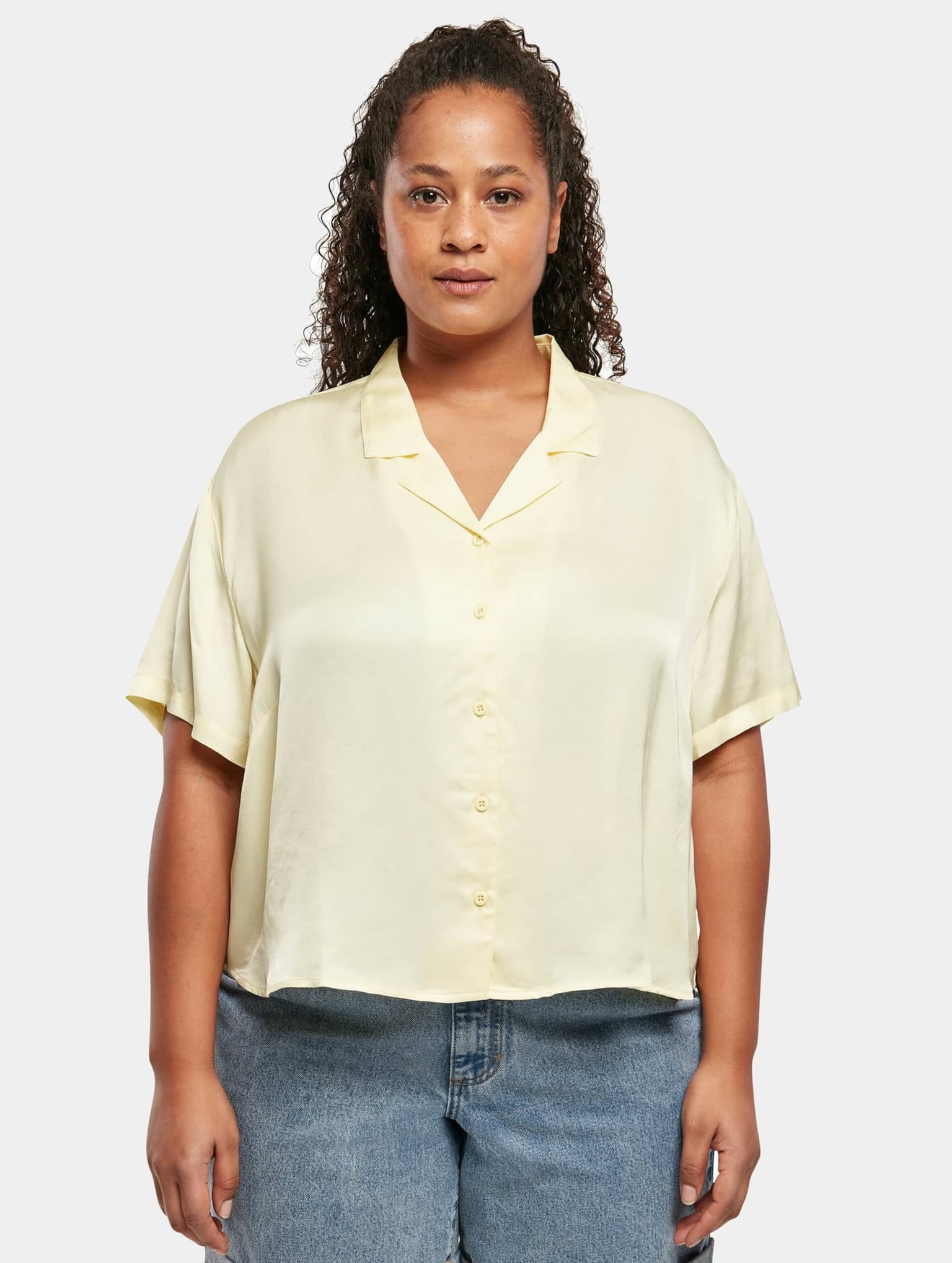 Urban Classics Ladies Viscose Satin Resort Shirt – Bild 3