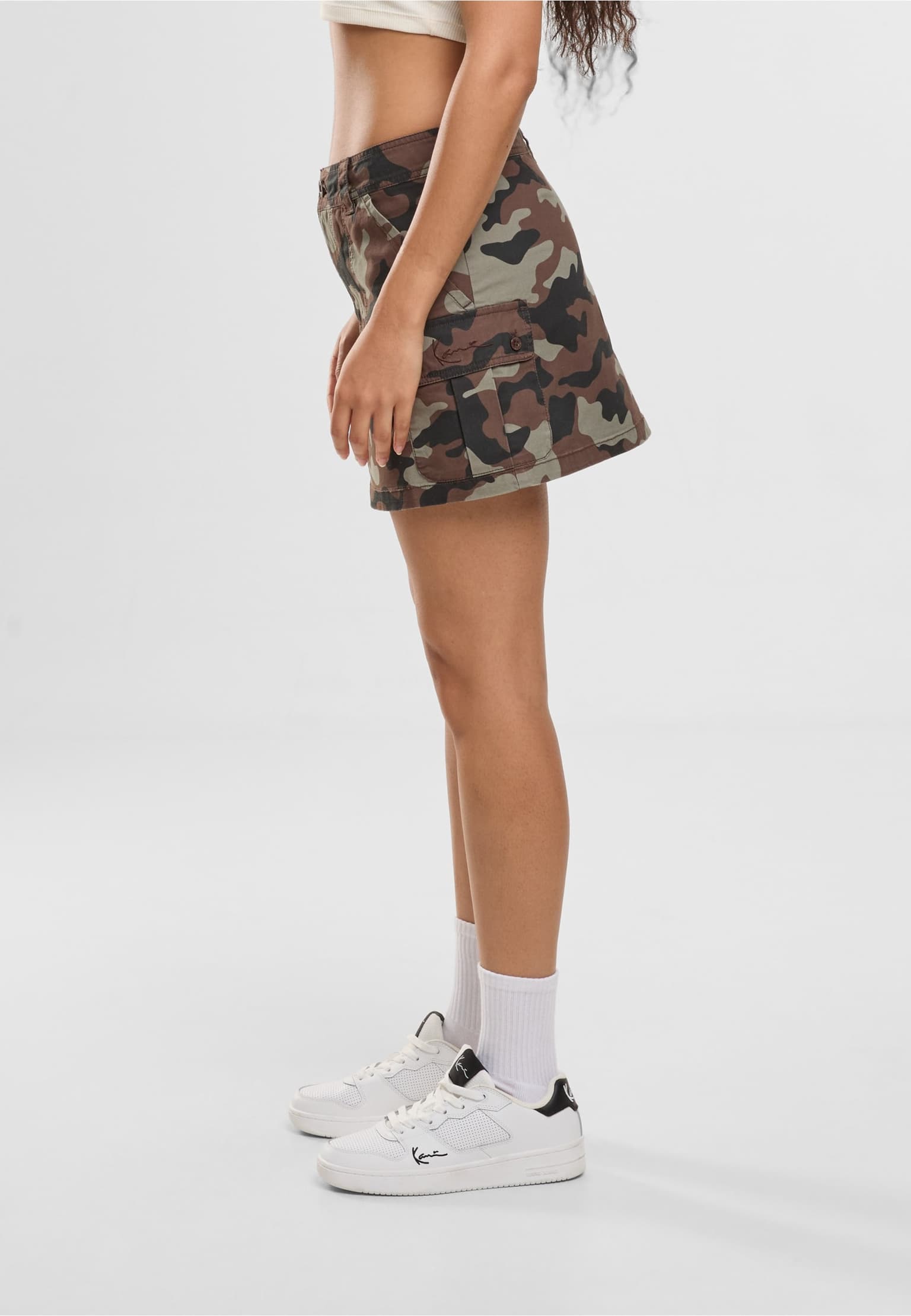 Karl Kani Signature Camo Cargo Skirt – Bild 3