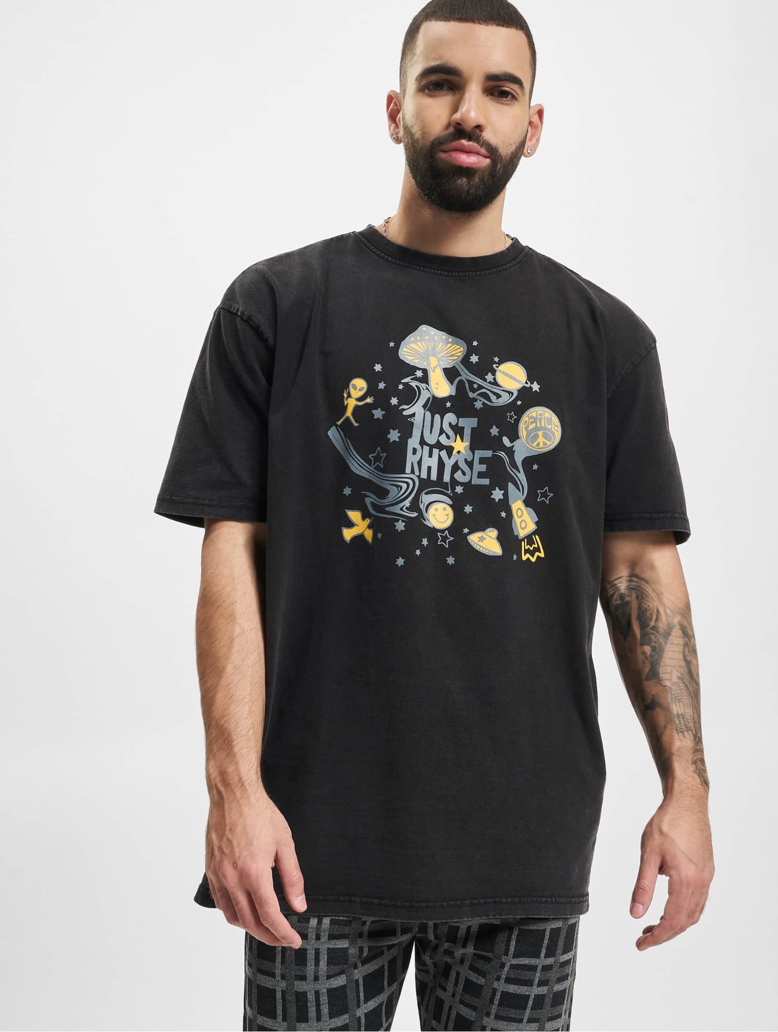 Just Rhyse Tshirt OutOfSpace