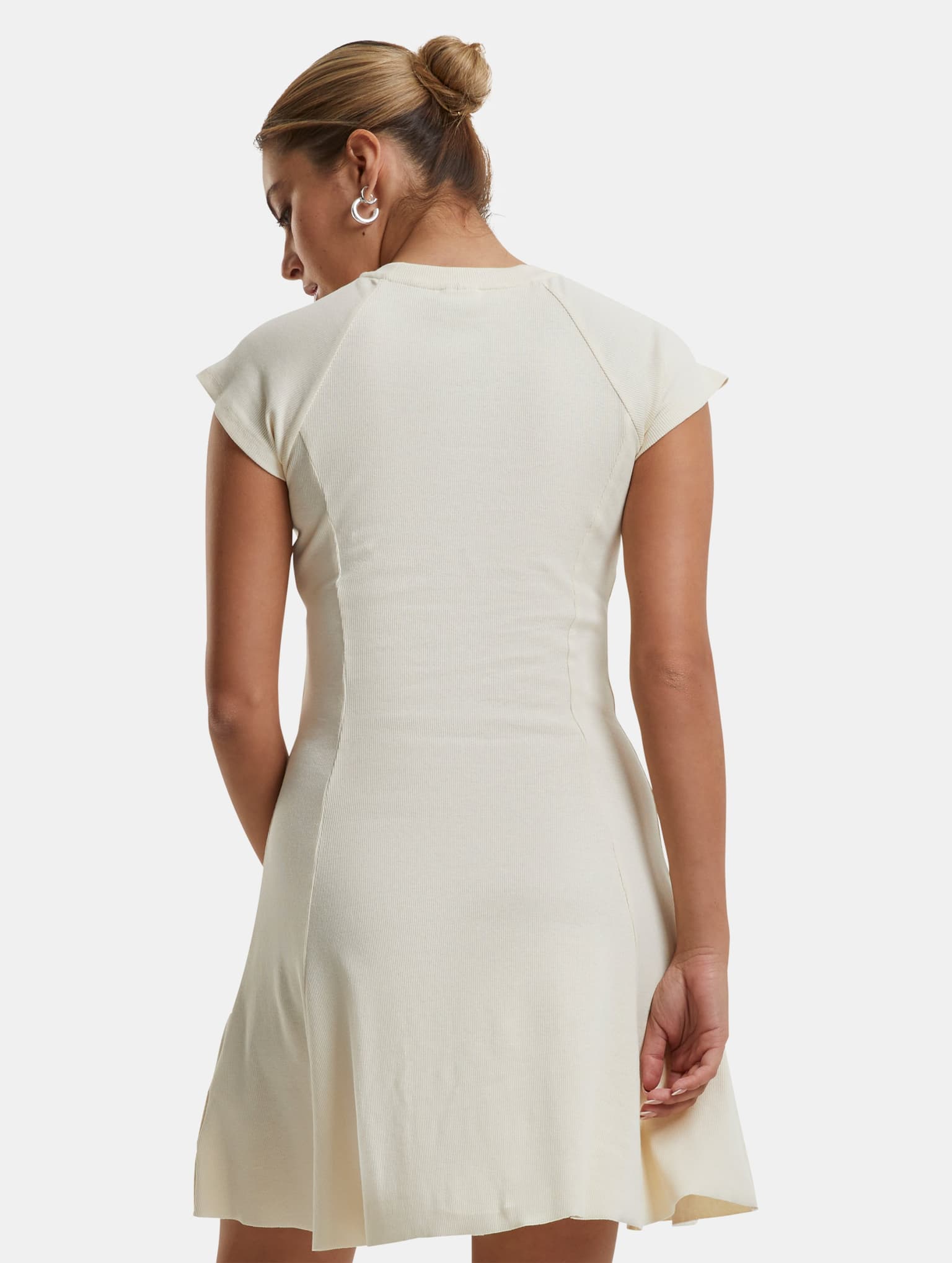 Urban Classics Skater Rib Kleid – Bild 2