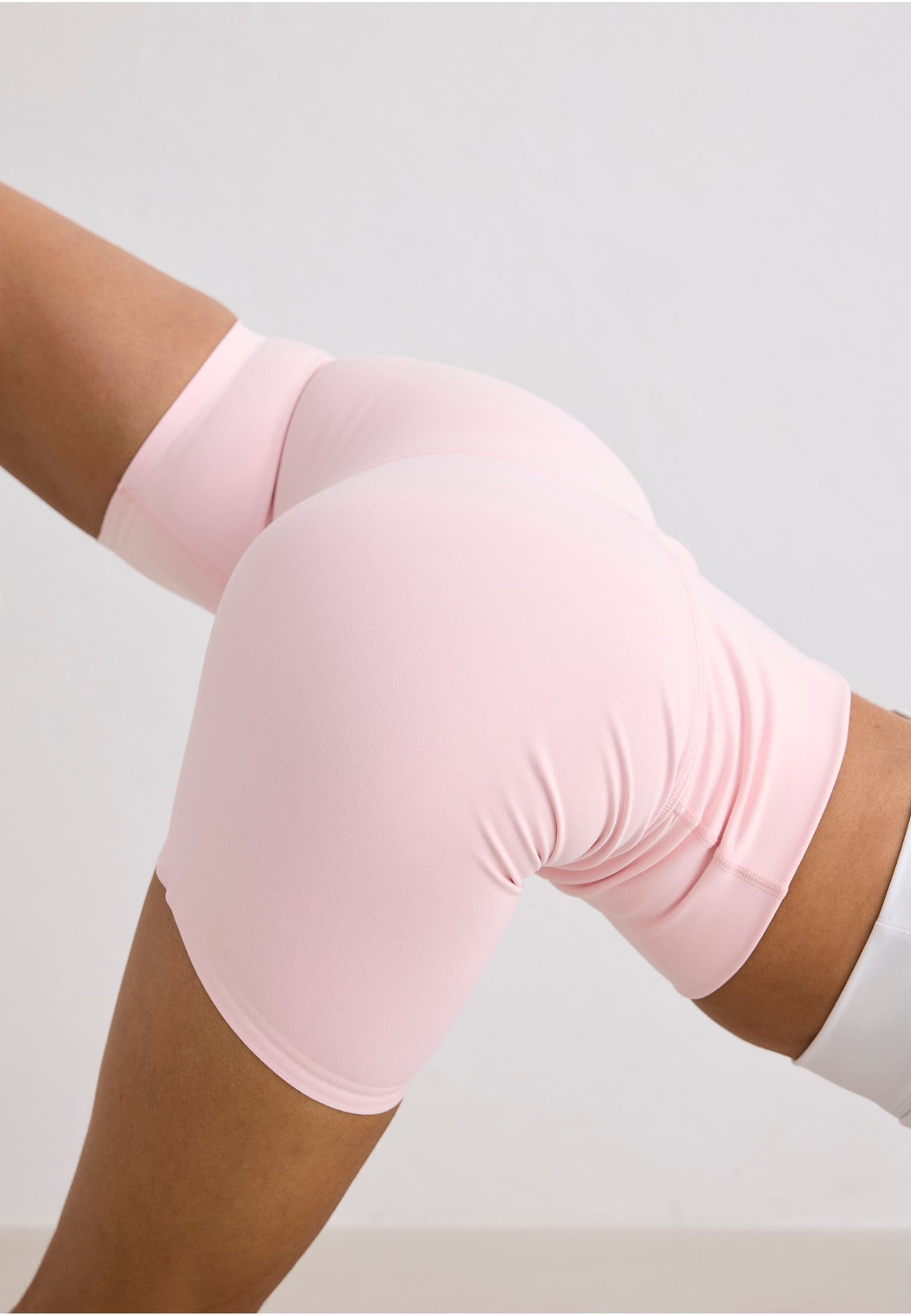 aimn Sense Midi Biker Short – Bild 4