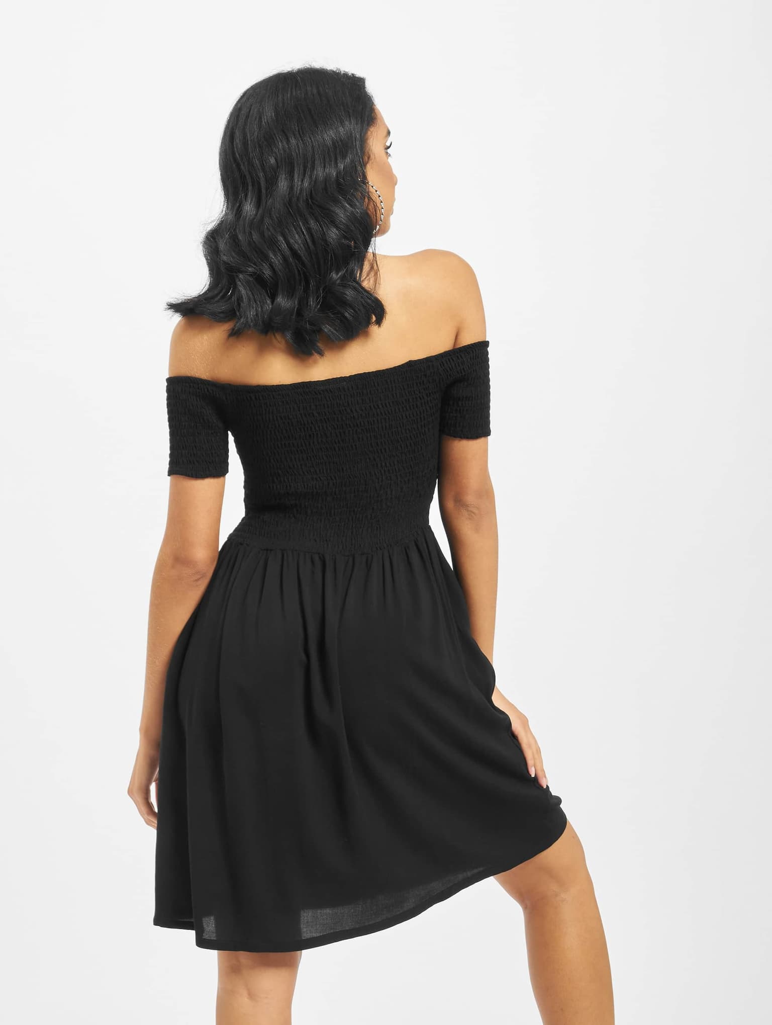 Urban Classics Ladies Smoked Off Shoulder Dress – Bild 2