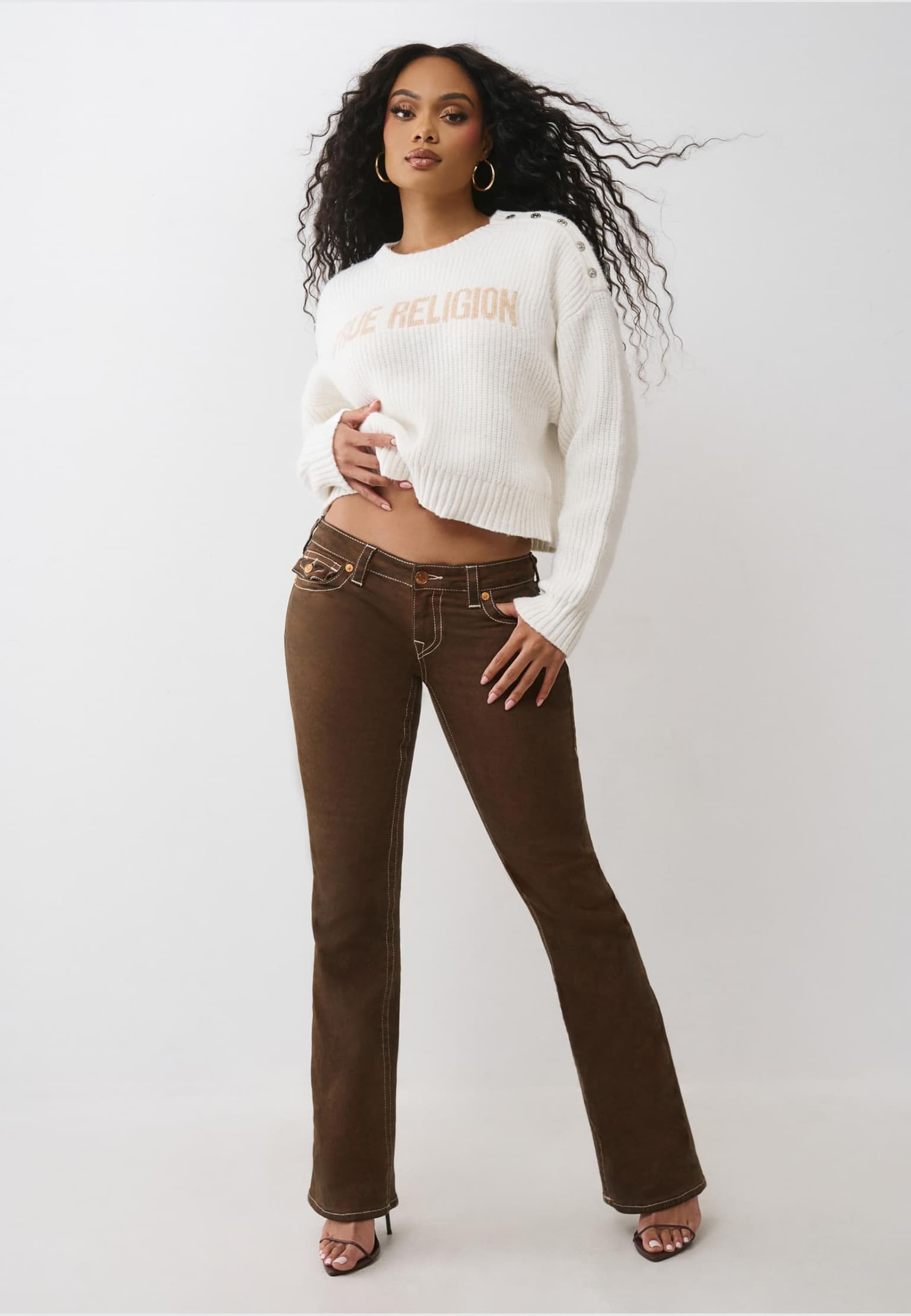 True Religion LOGO OFF SHOULDER SWEATER – Bild 4